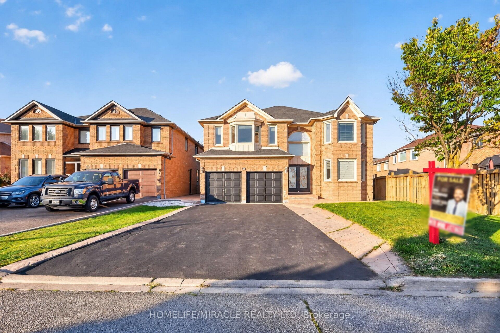 32 Gold Tree Street Property Photo 1
