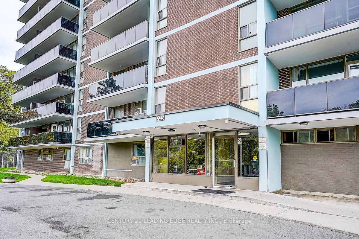 235 Grandravine Drive 201 Property Photo 8