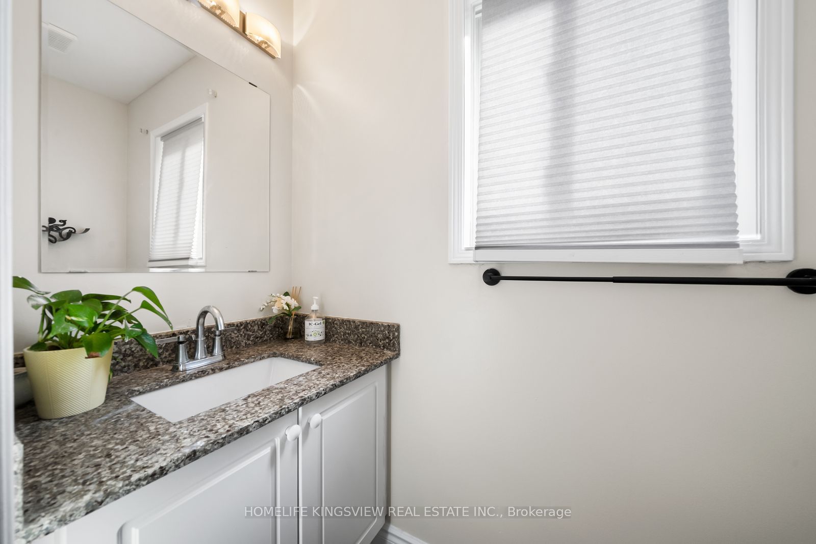 7237 Frontier Ridge Property Photo 17