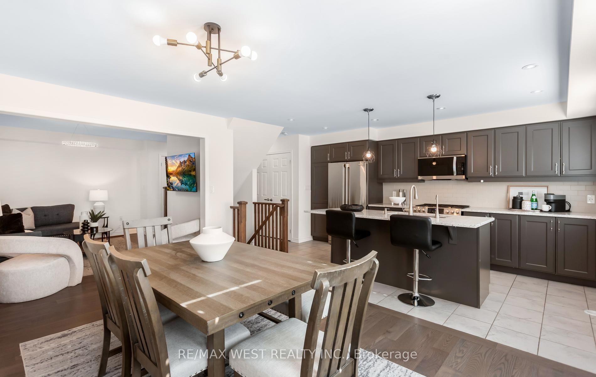 1000 Asleton Boulevard 90 Property Photo 25
