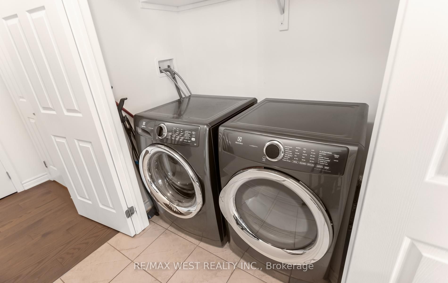 1000 Asleton Boulevard 90 Property Photo 39
