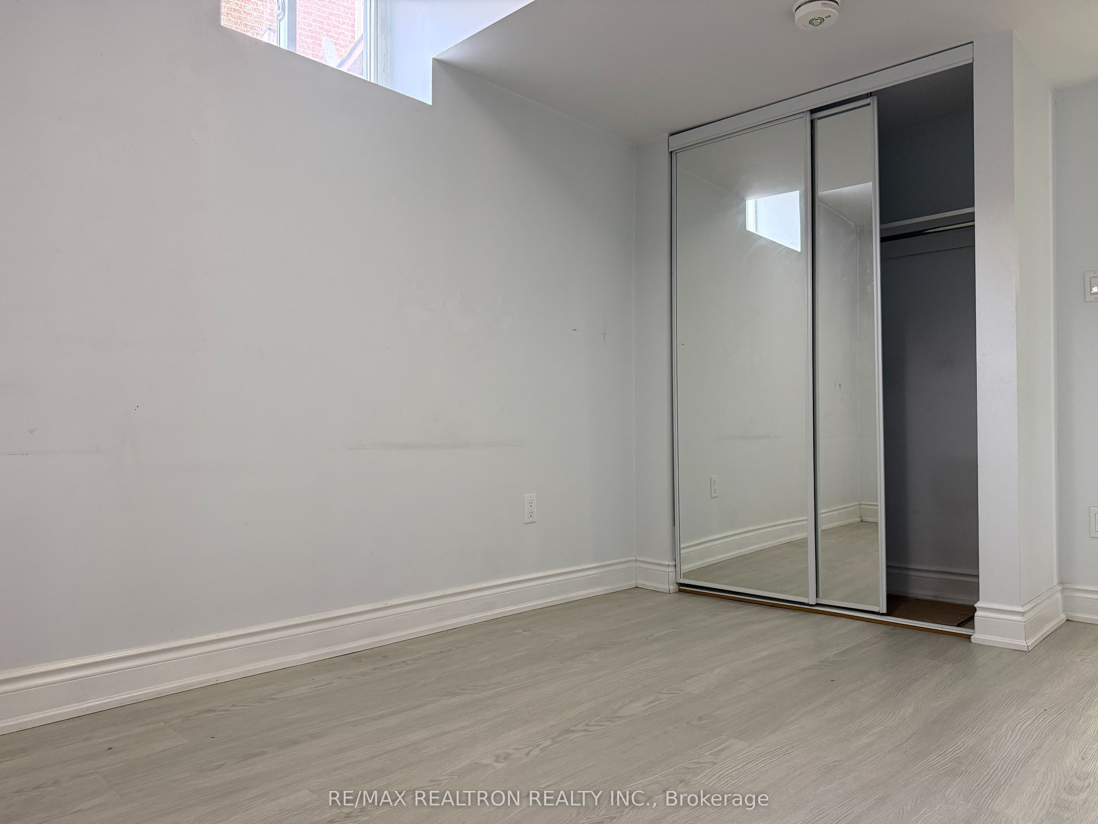 5793 Tayside Crescent Basement Property Photo 6