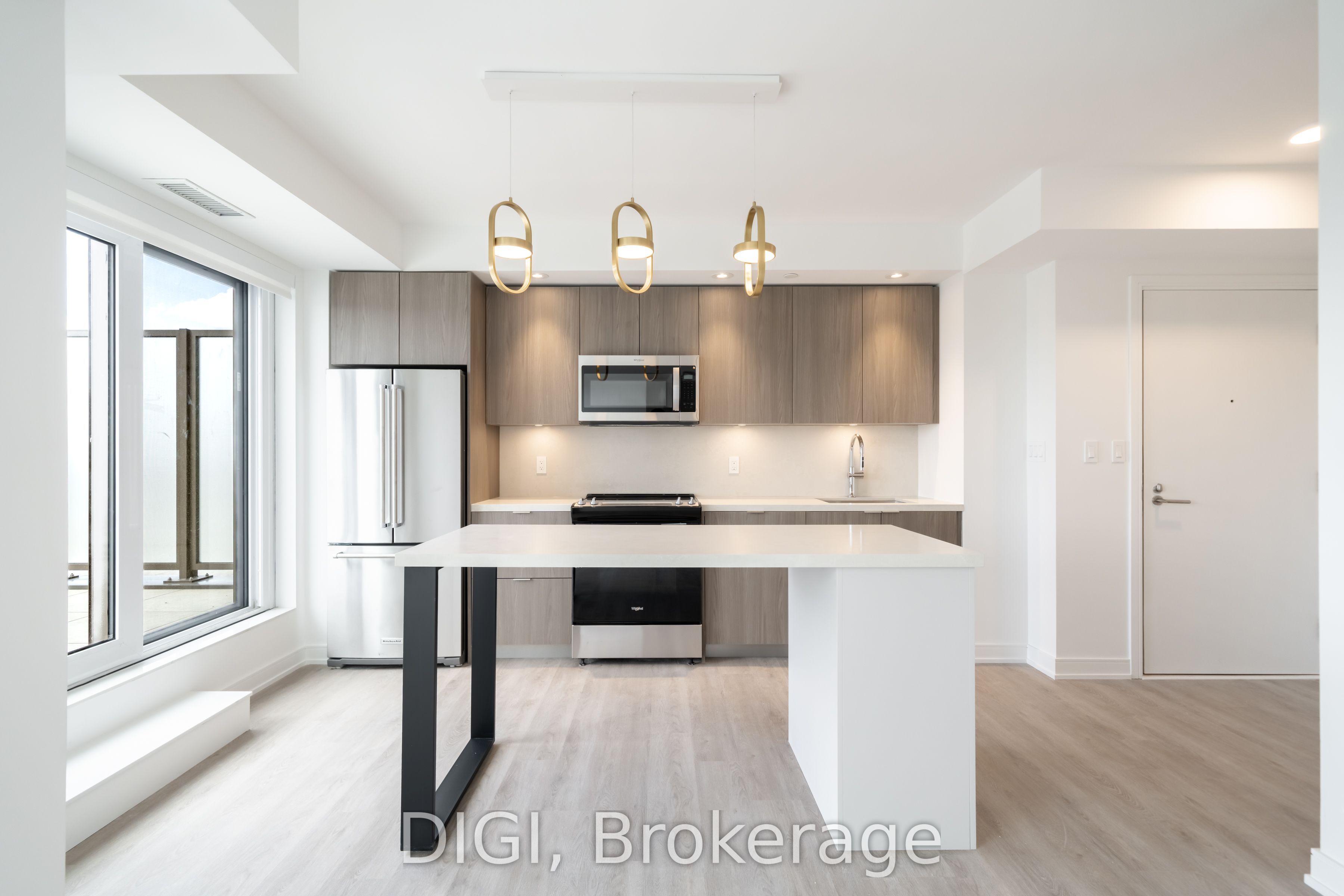 485 Perth Avenue W214 Property Photo 2