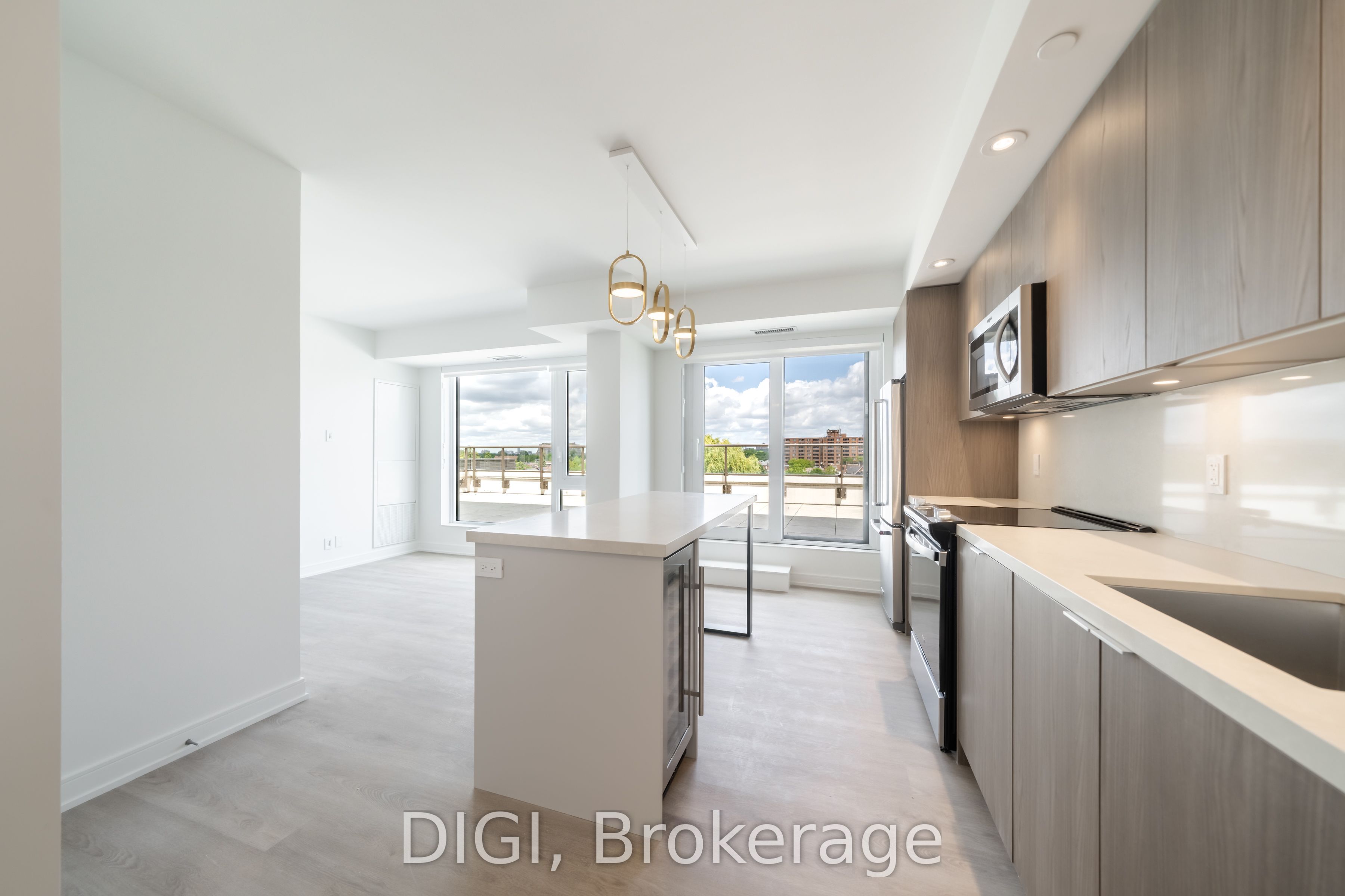 485 Perth Avenue W214 Property Photo 5