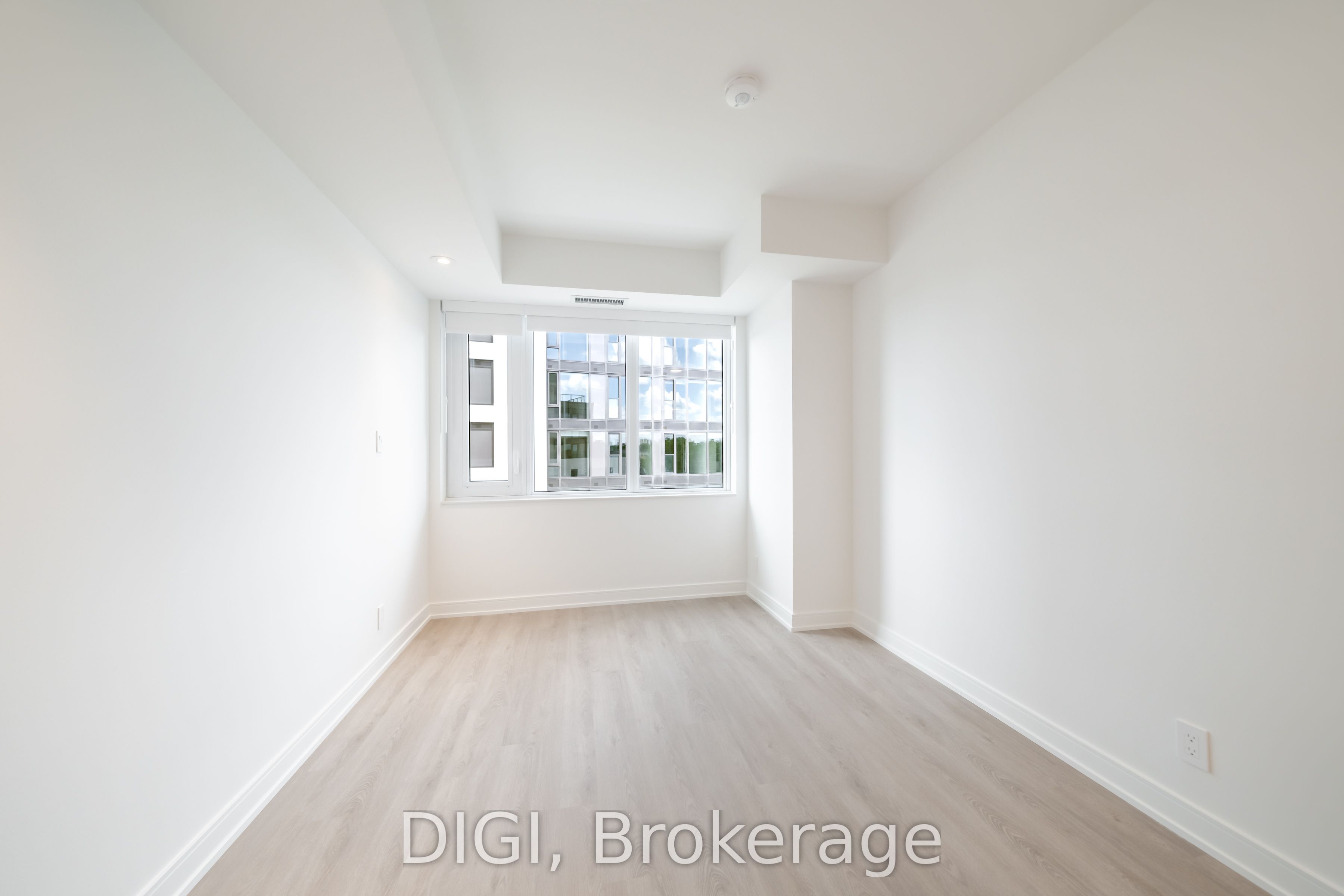 485 Perth Avenue W214 Property Photo 18