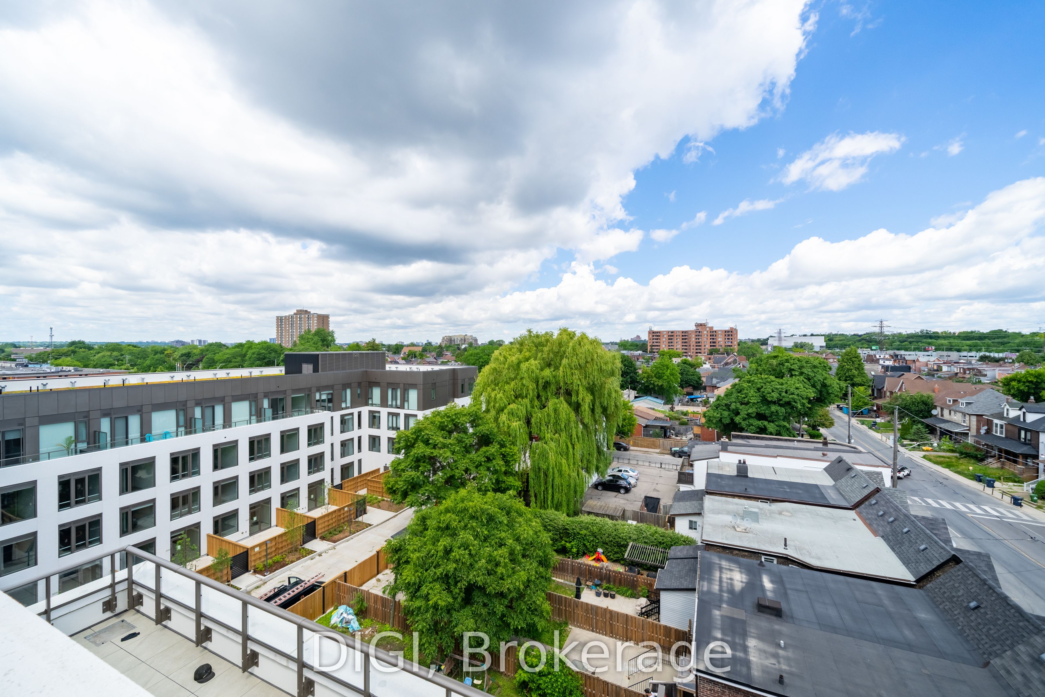 485 Perth Avenue W214 Property Photo 38