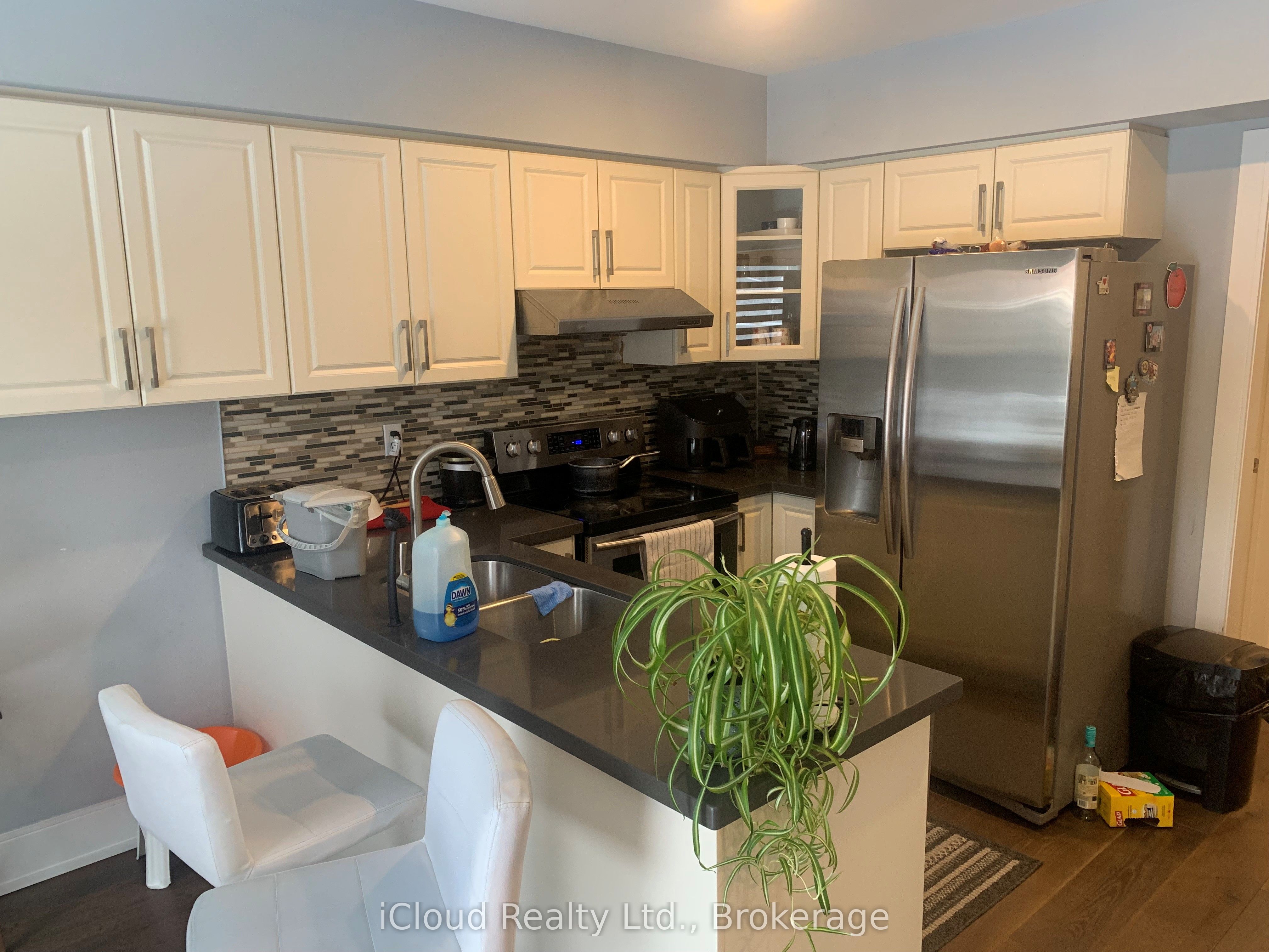 878 Blyleven Boulevard Property Photo 2