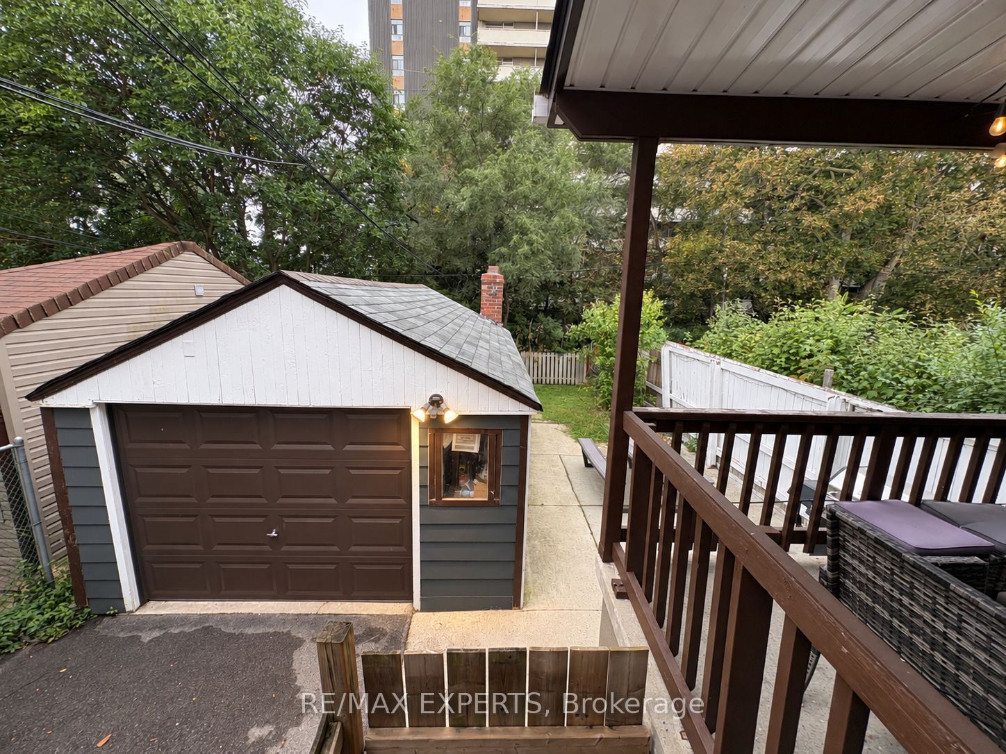 26 Grandville Avenue Property Photo 11