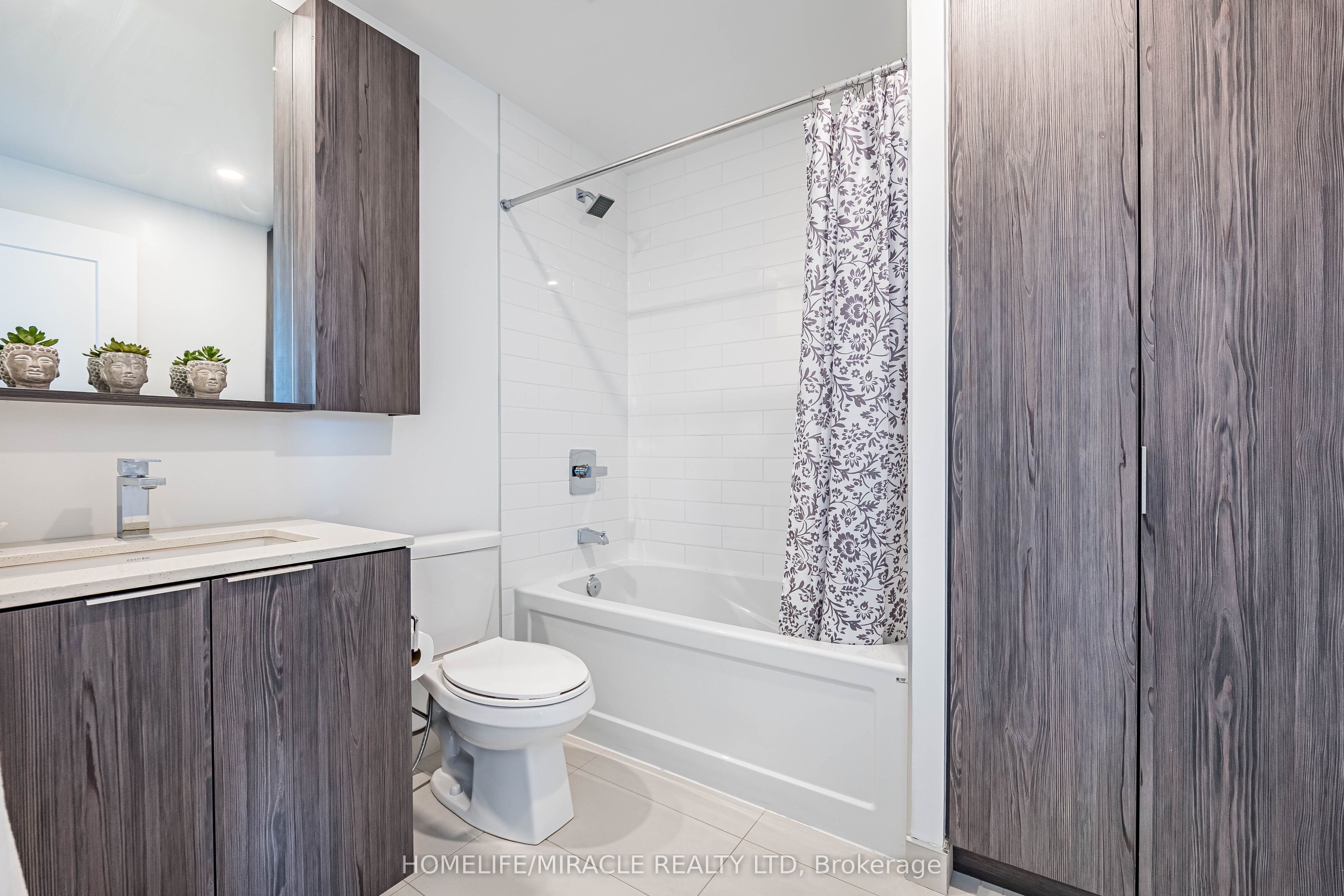 70 Annie Craig Drive 1001 Property Photo 19