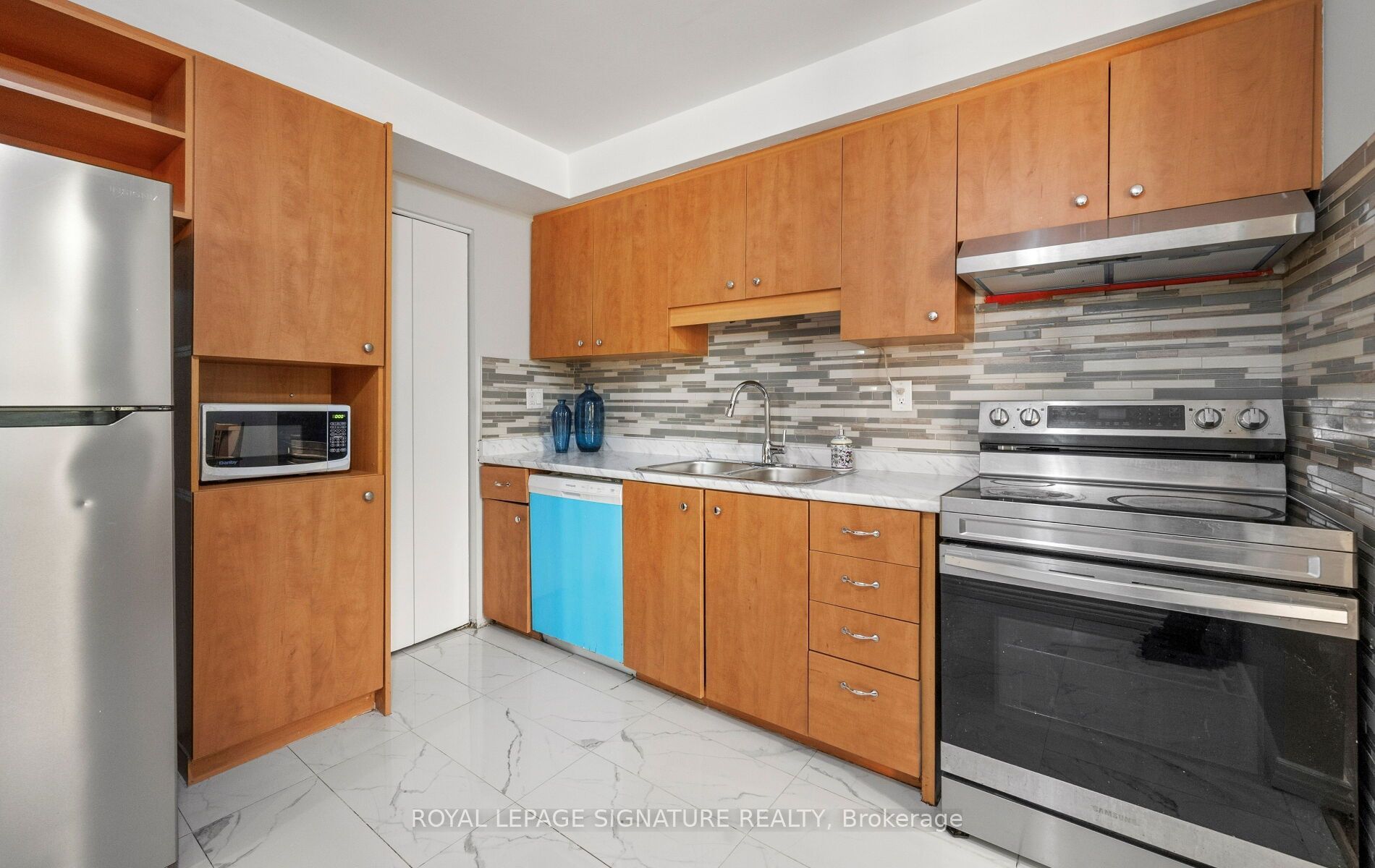 6777 Formentera Avenue 28 Property Photo 16