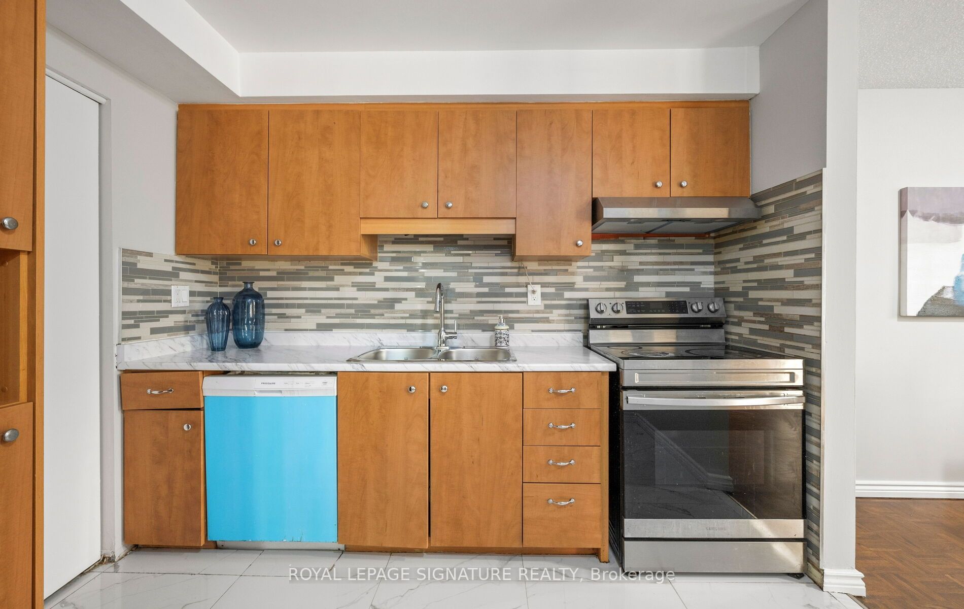 6777 Formentera Avenue 28 Property Photo 18