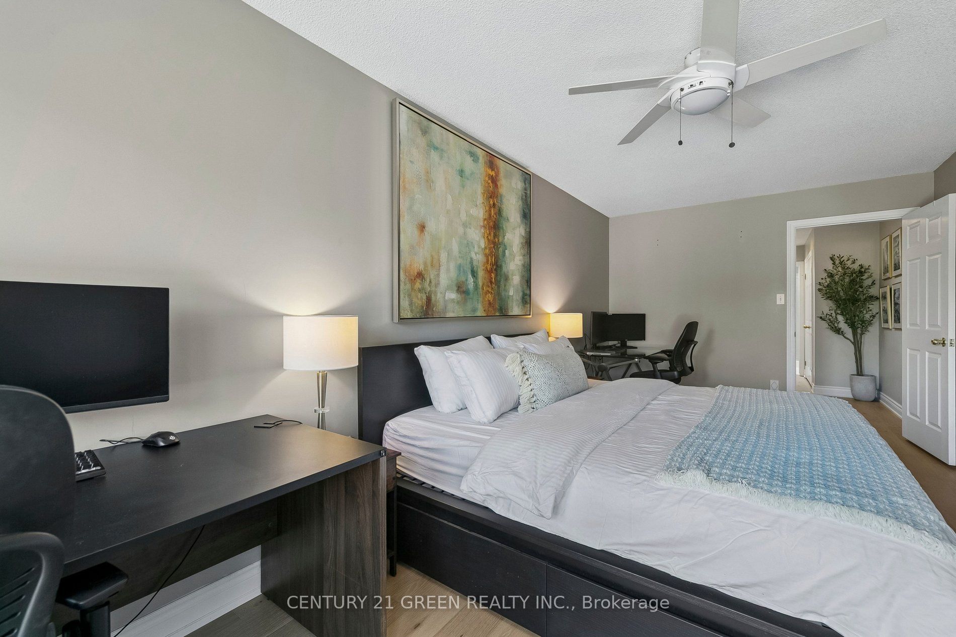 2024 Grovetree Lane Property Photo 25