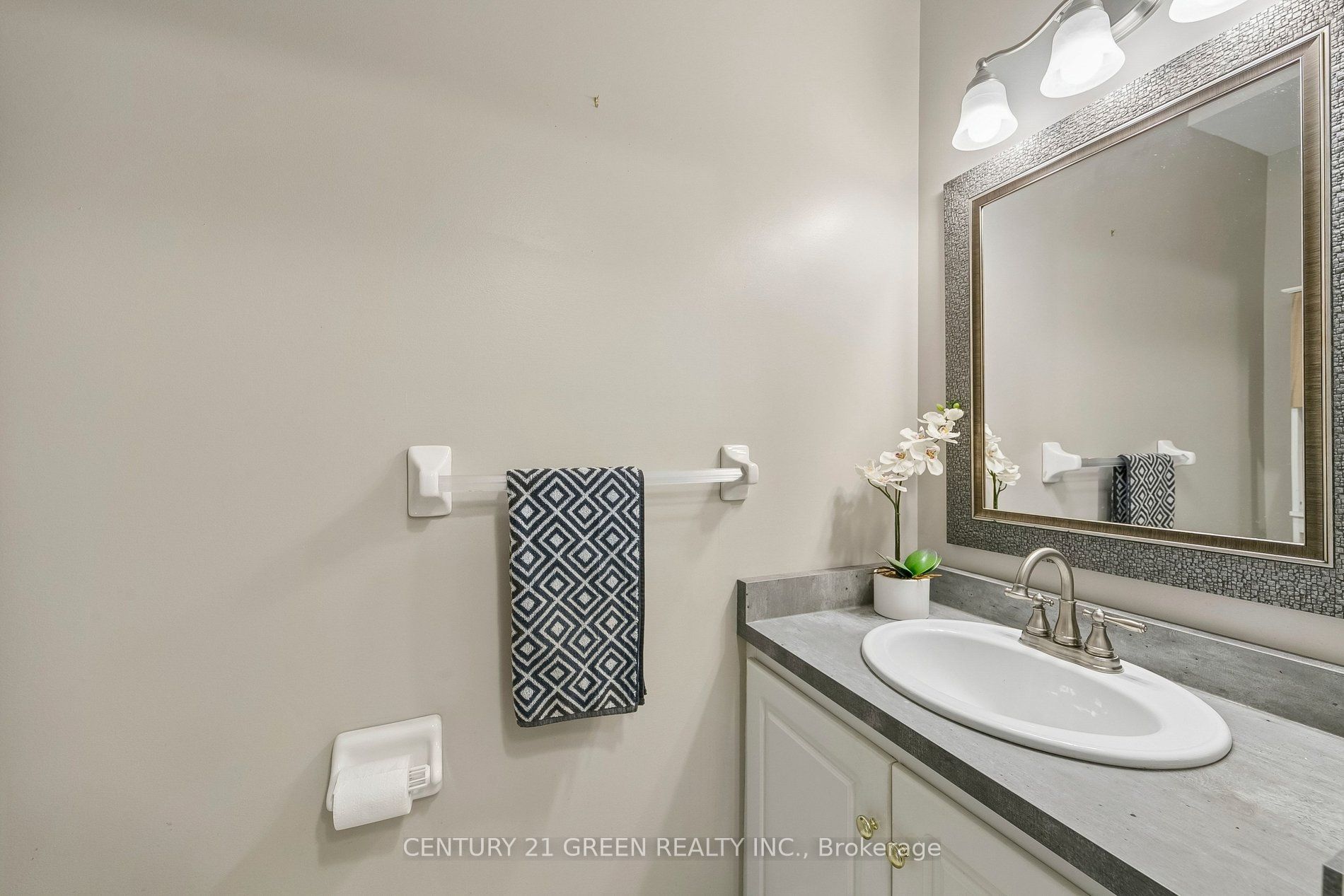 2024 Grovetree Lane Property Photo 31