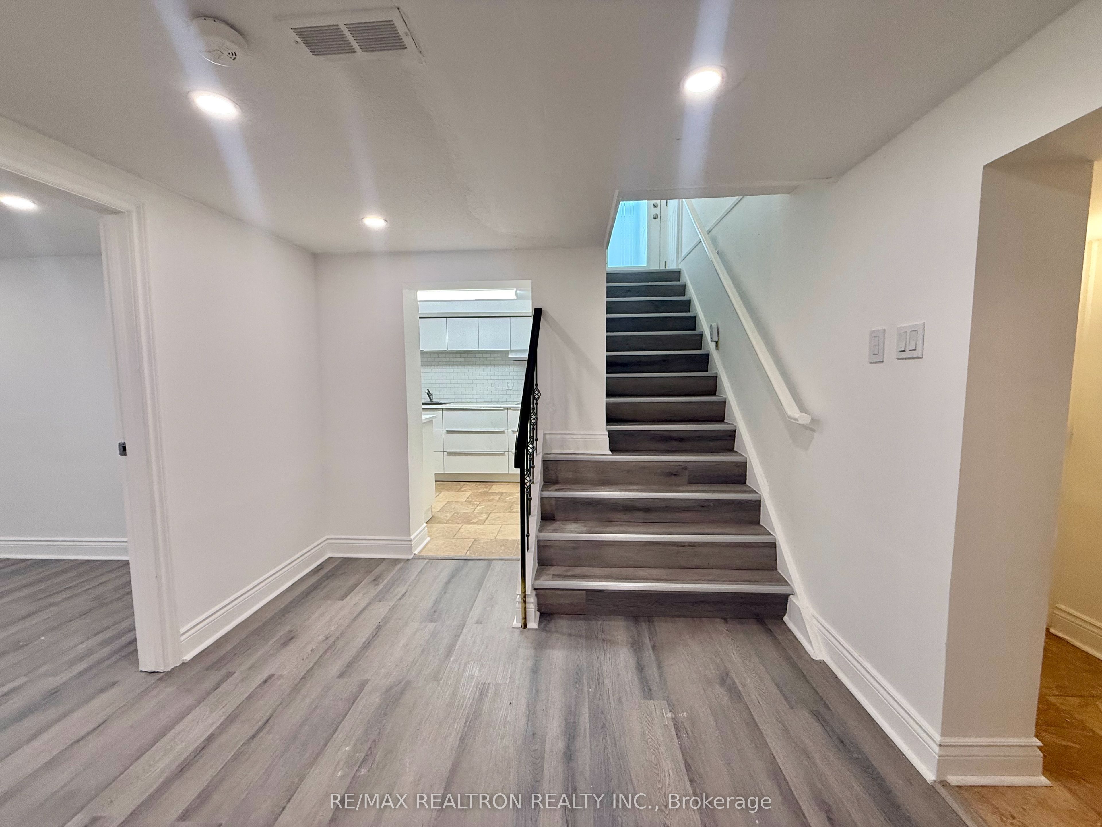 41 Brixham Terrace Basement Property Photo 4