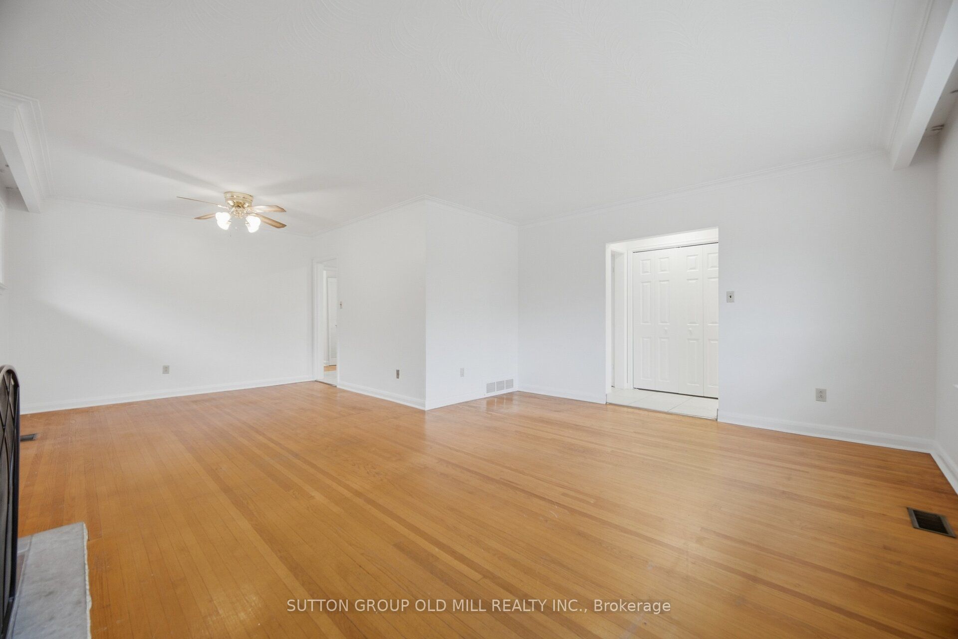 55 Sun Row Drive Property Photo 9