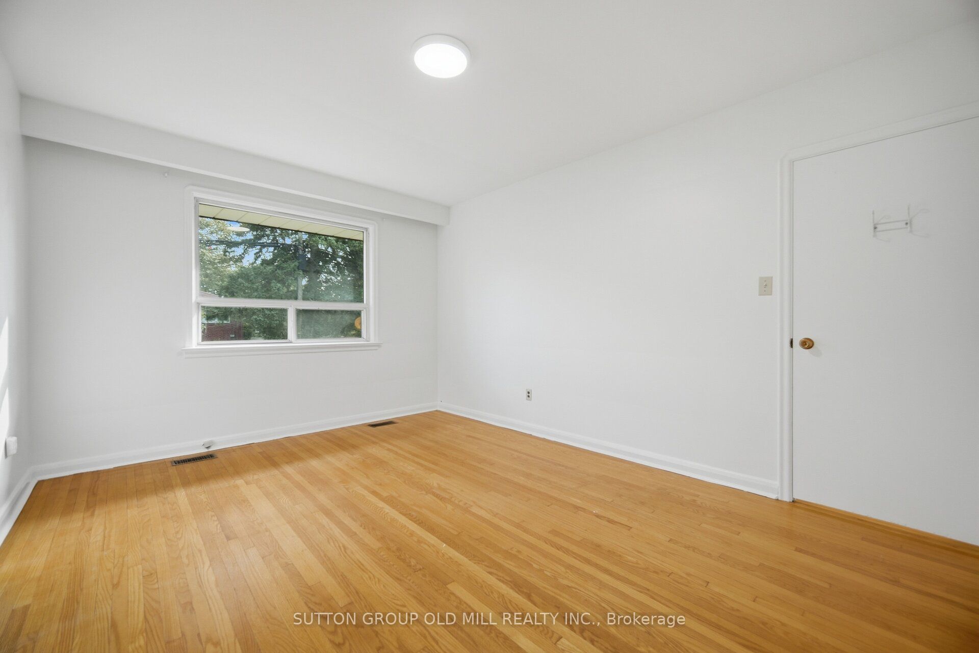 55 Sun Row Drive Property Photo 14