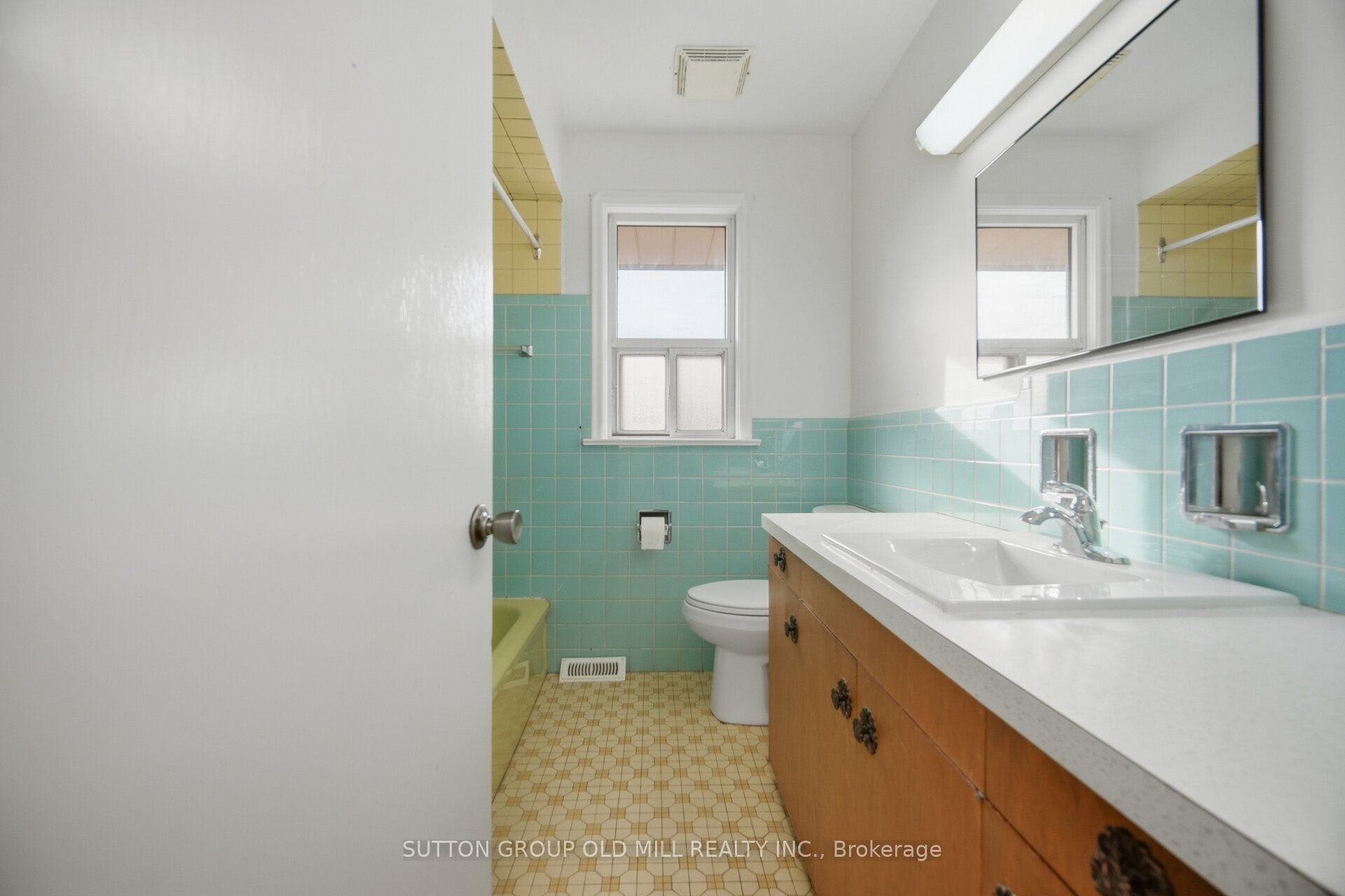 55 Sun Row Drive Property Photo 18