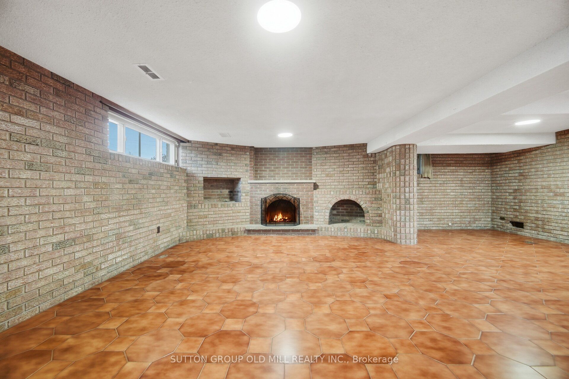 55 Sun Row Drive Property Photo 24