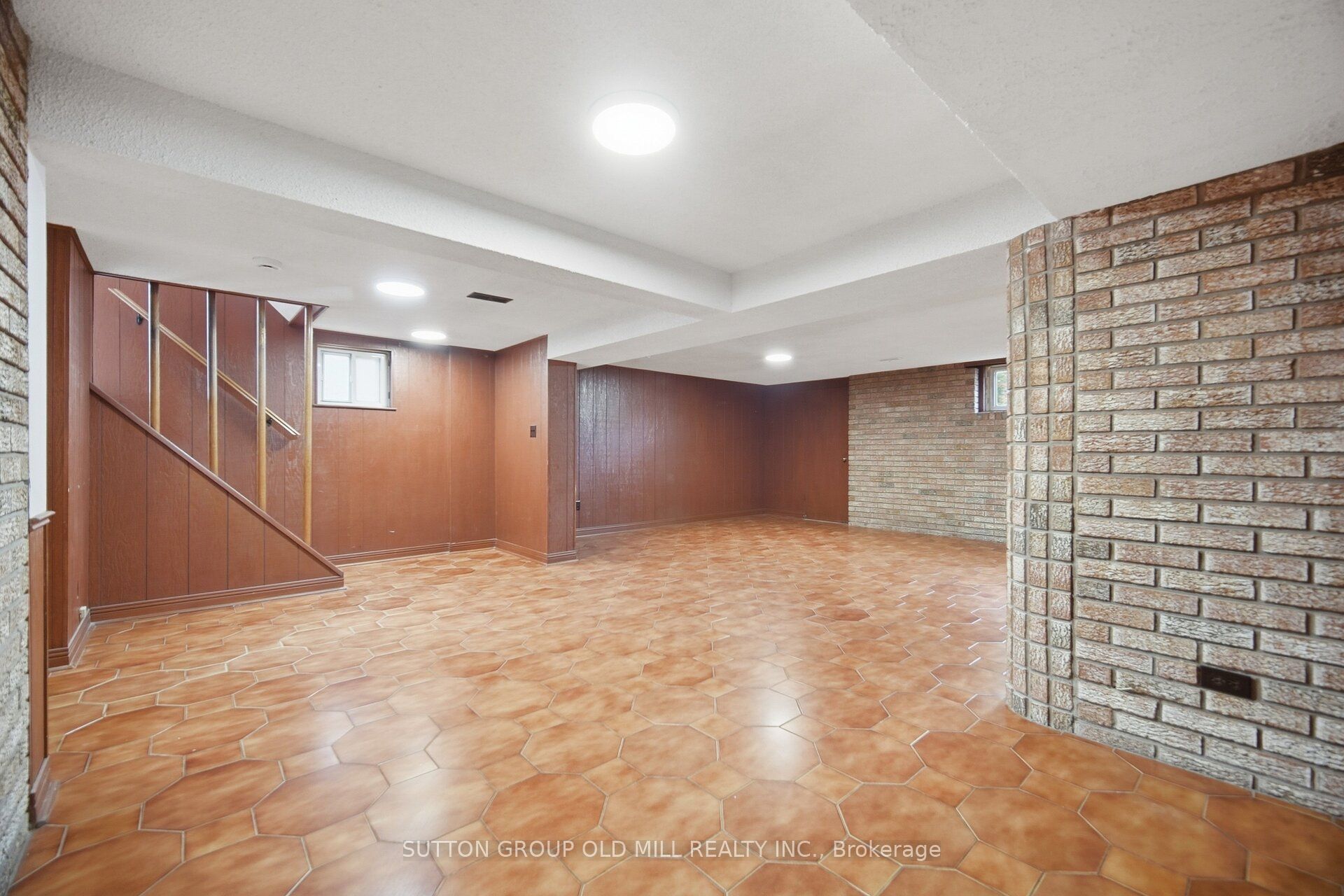55 Sun Row Drive Property Photo 26