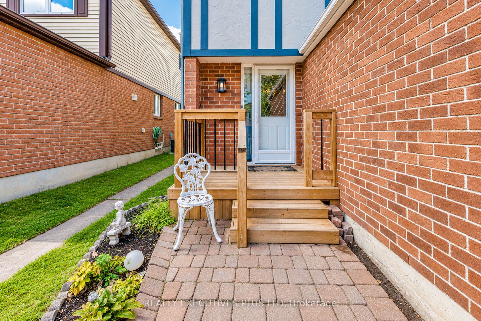 15 Mangrove Road Property Photo 5