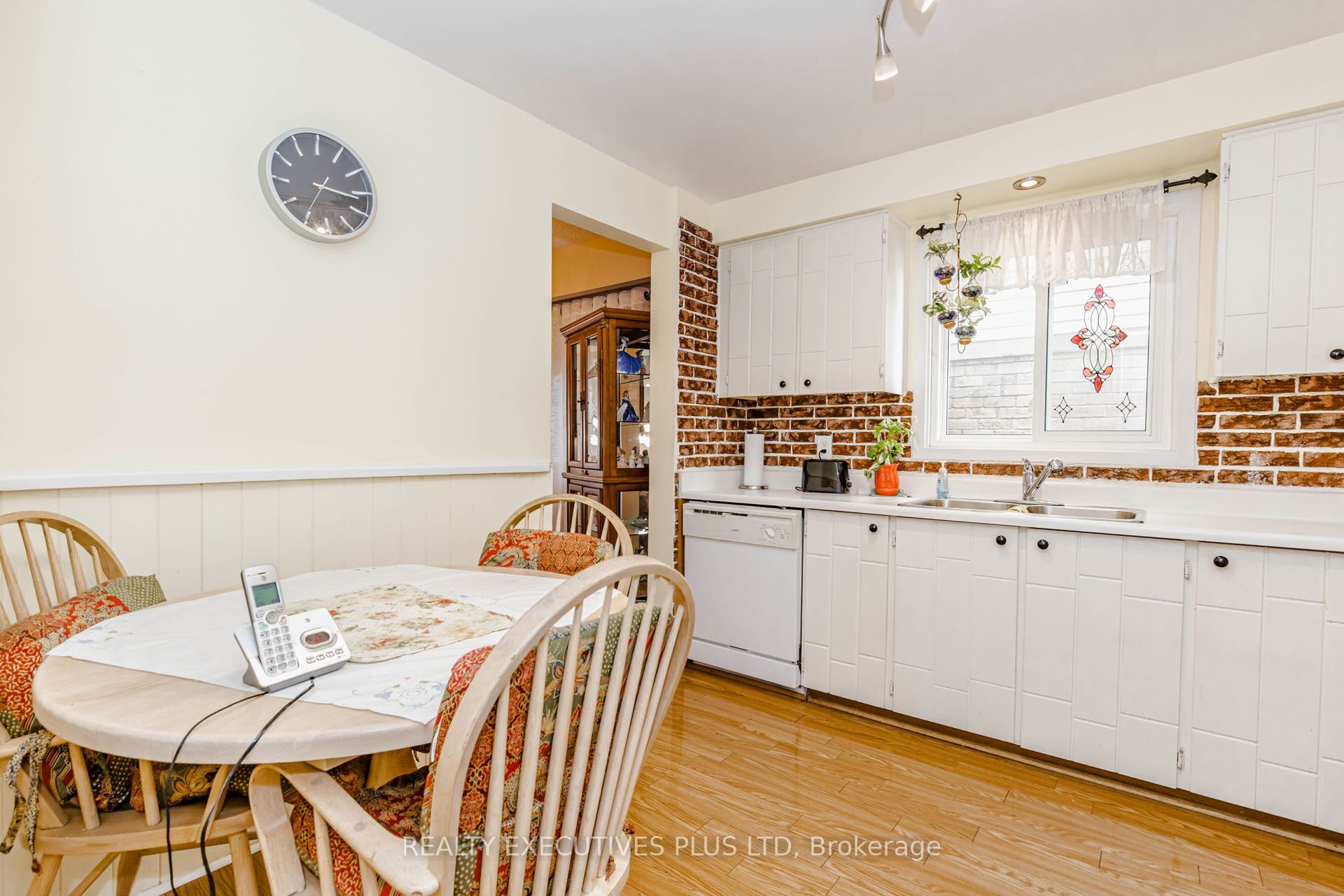 15 Mangrove Road Property Photo 8