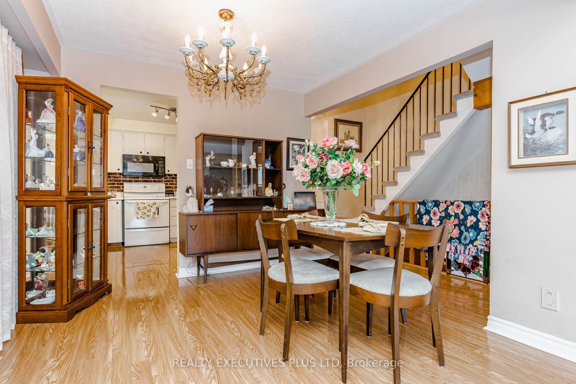 15 Mangrove Road Property Photo 13