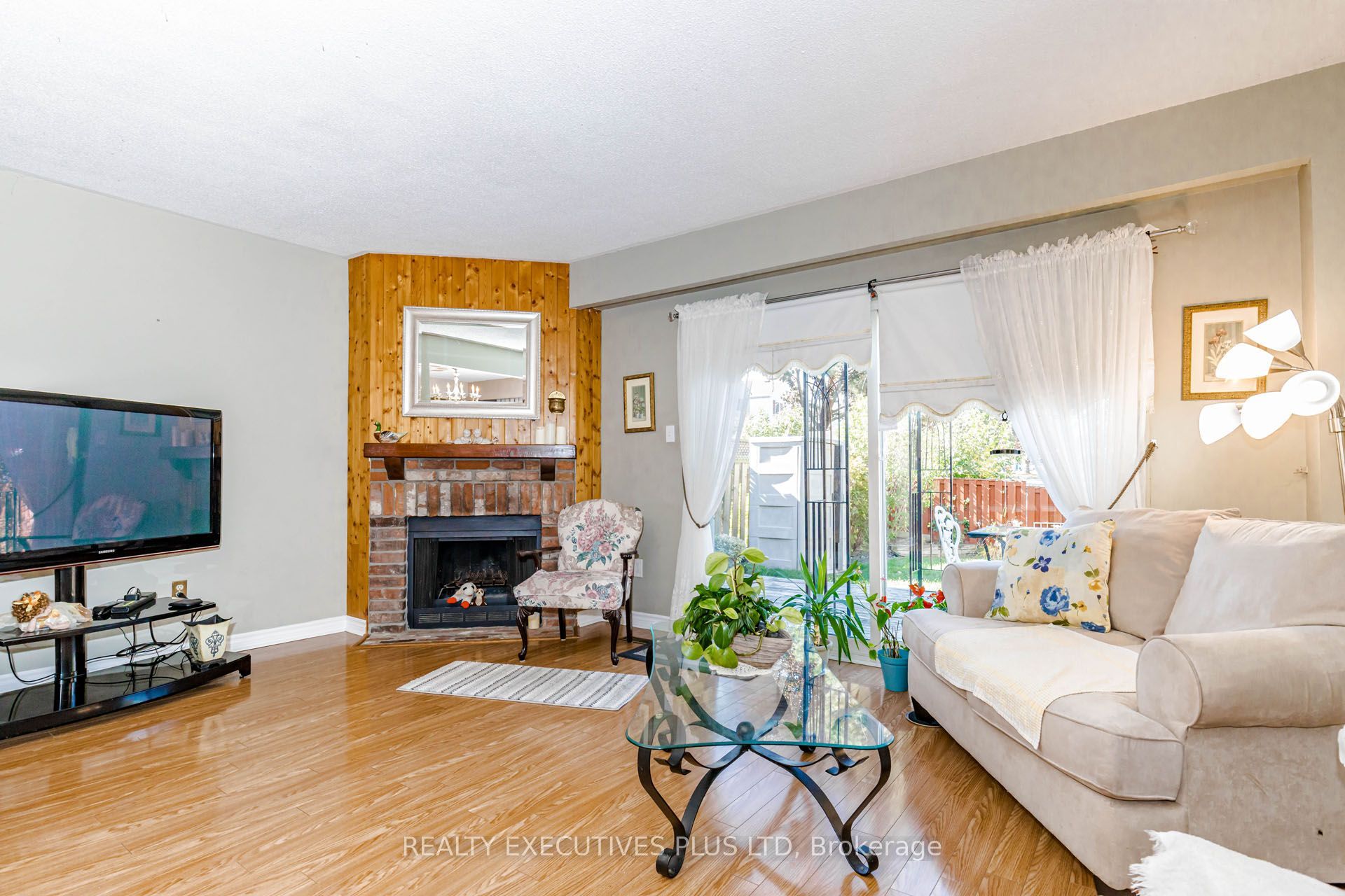 15 Mangrove Road Property Photo 16