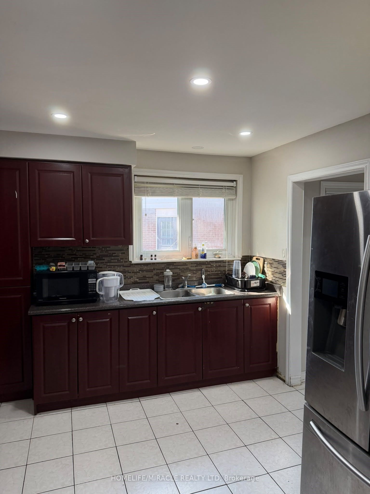 25 Four Leaf Drive Property Photo 3