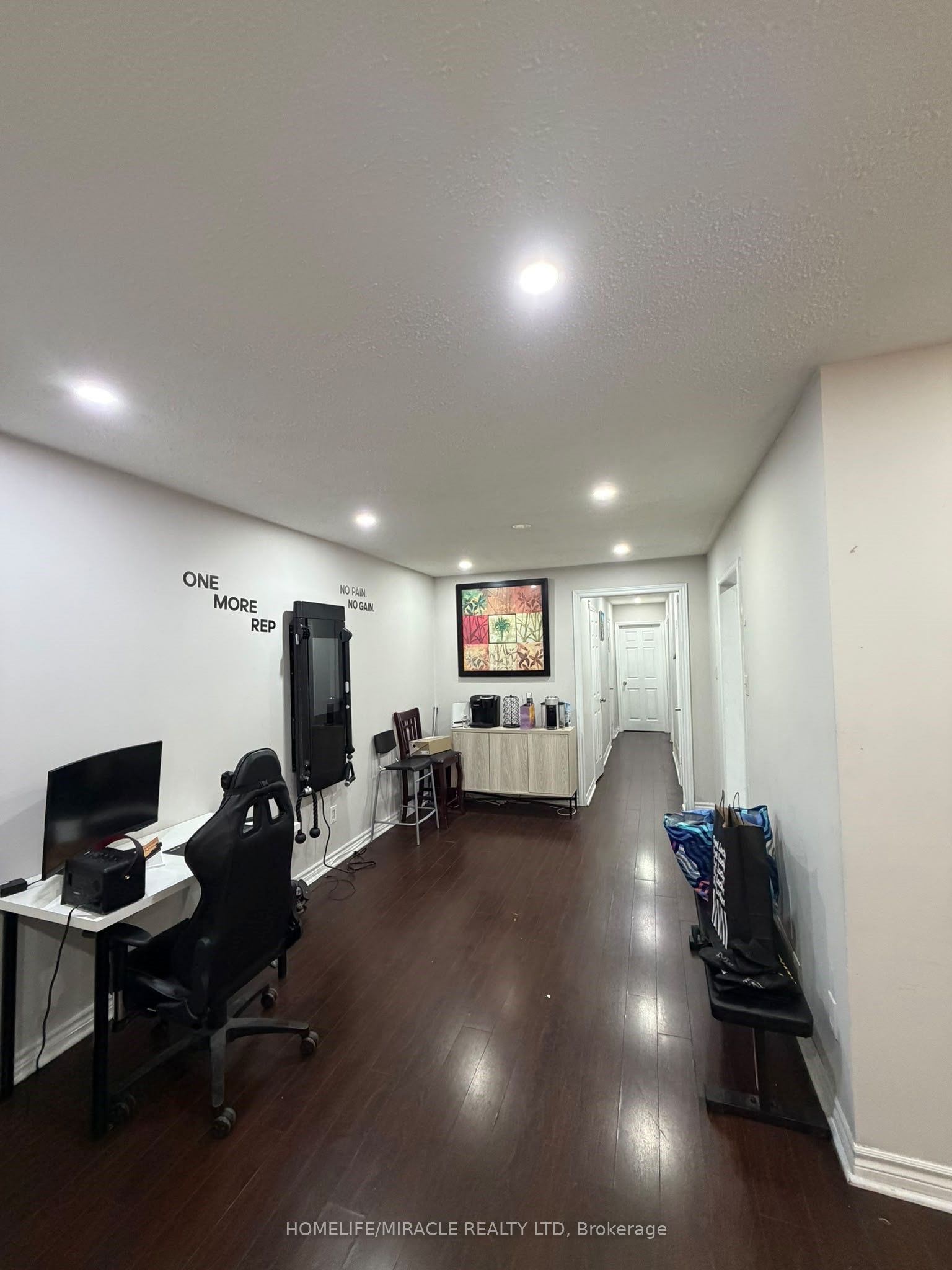 25 Four Leaf Drive Property Photo 8