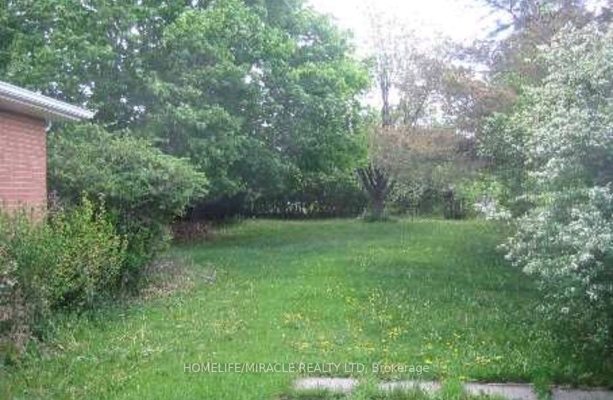 25 Four Leaf Drive Property Photo 14