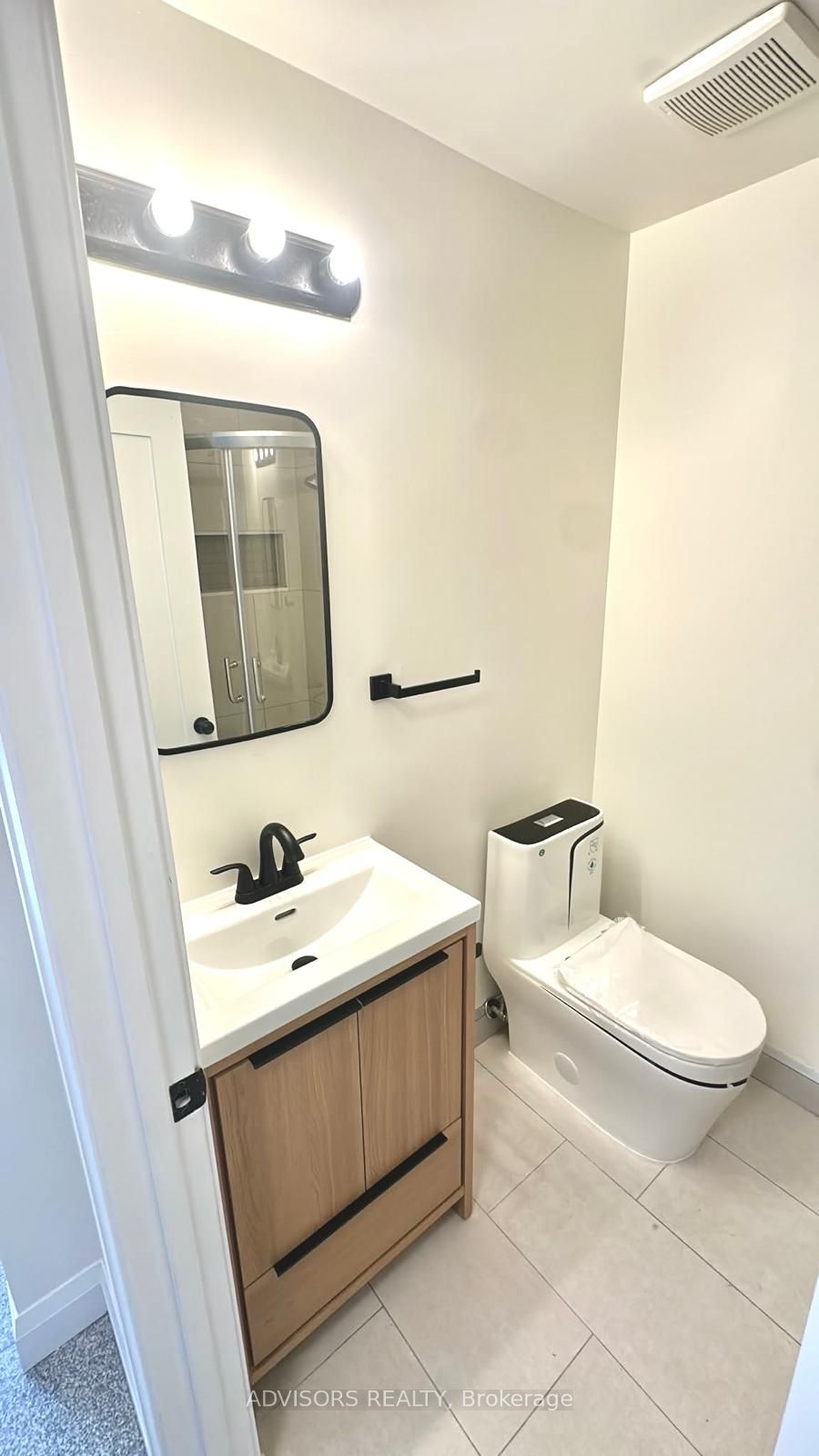 3717 Lakeshore Boulevard W 4 Property Photo 15