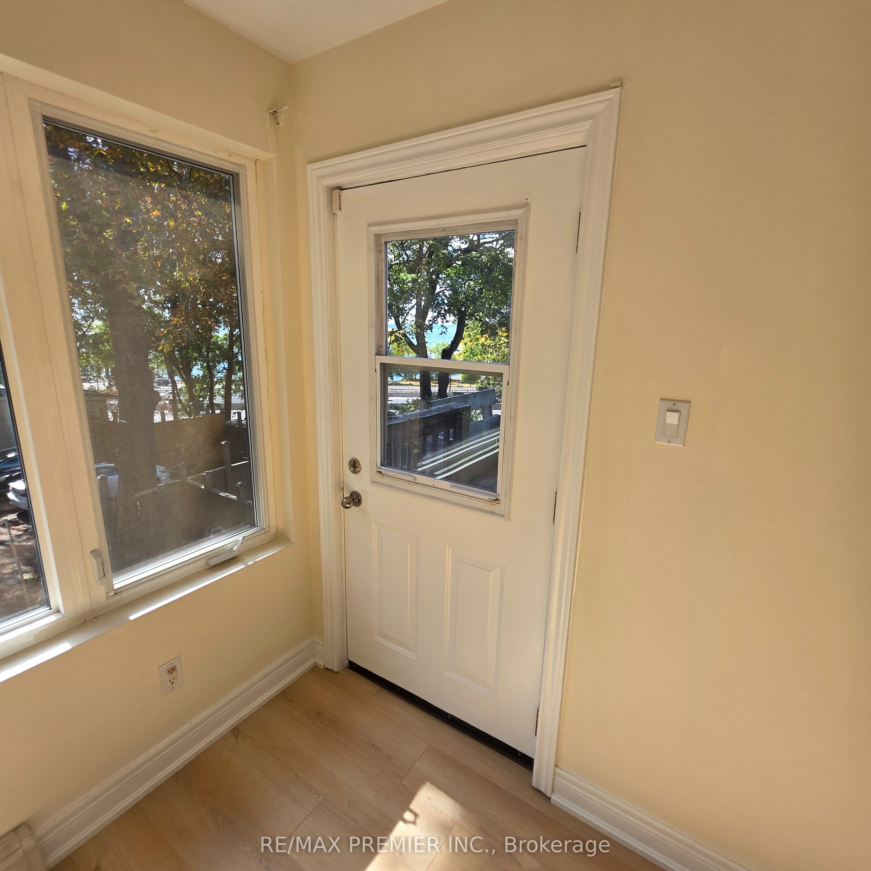 1487 King Street W 103 - Upper Property Photo 2