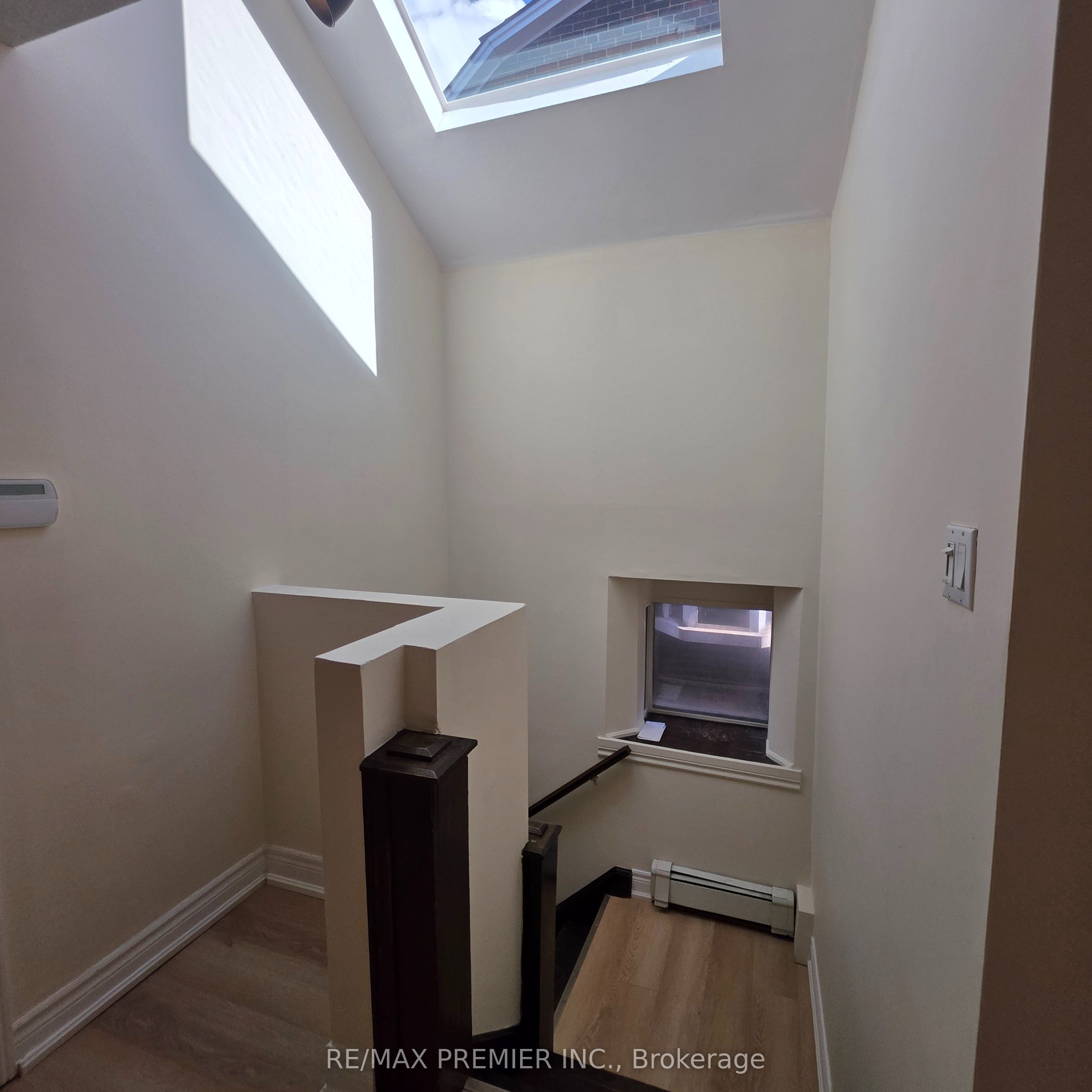 1487 King Street W 103 - Upper Property Photo 3