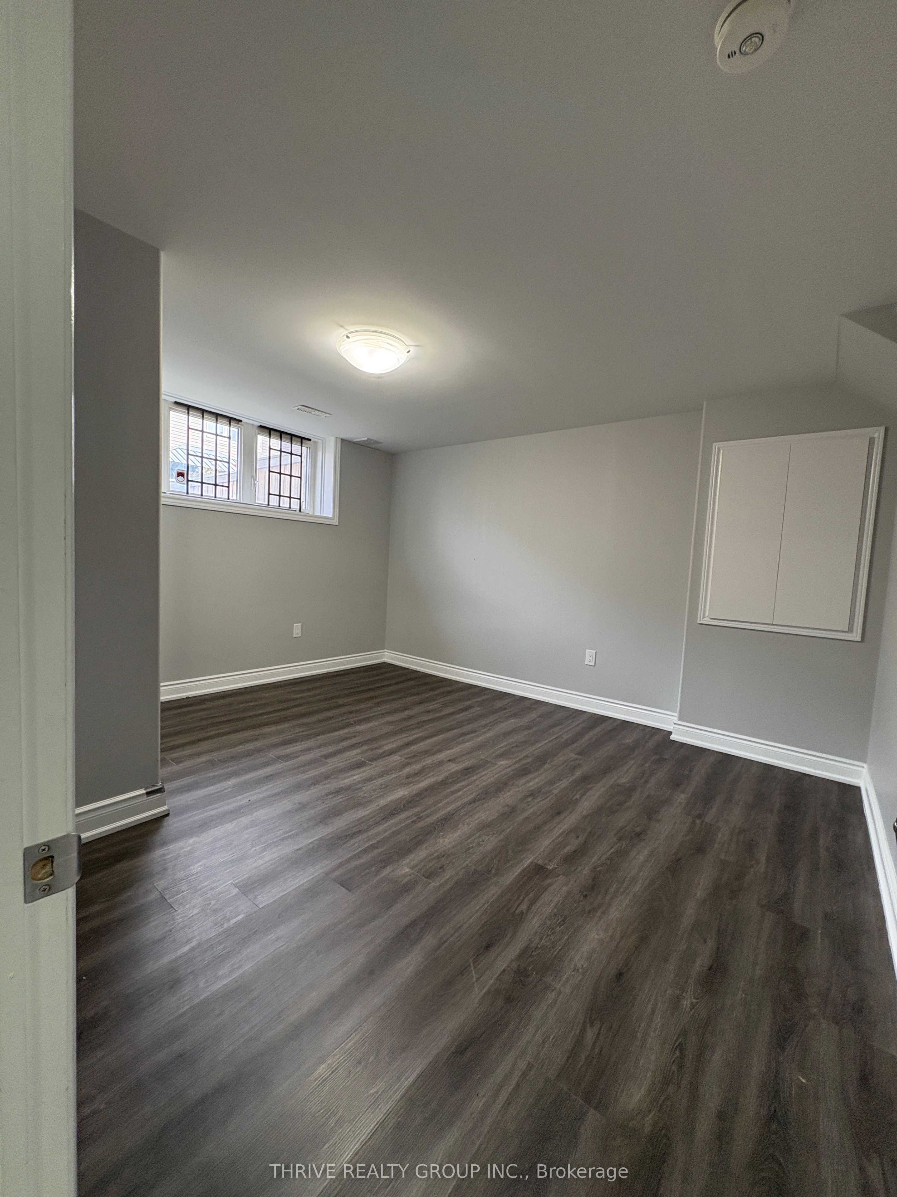 1215 Clifford Point Property Photo 5