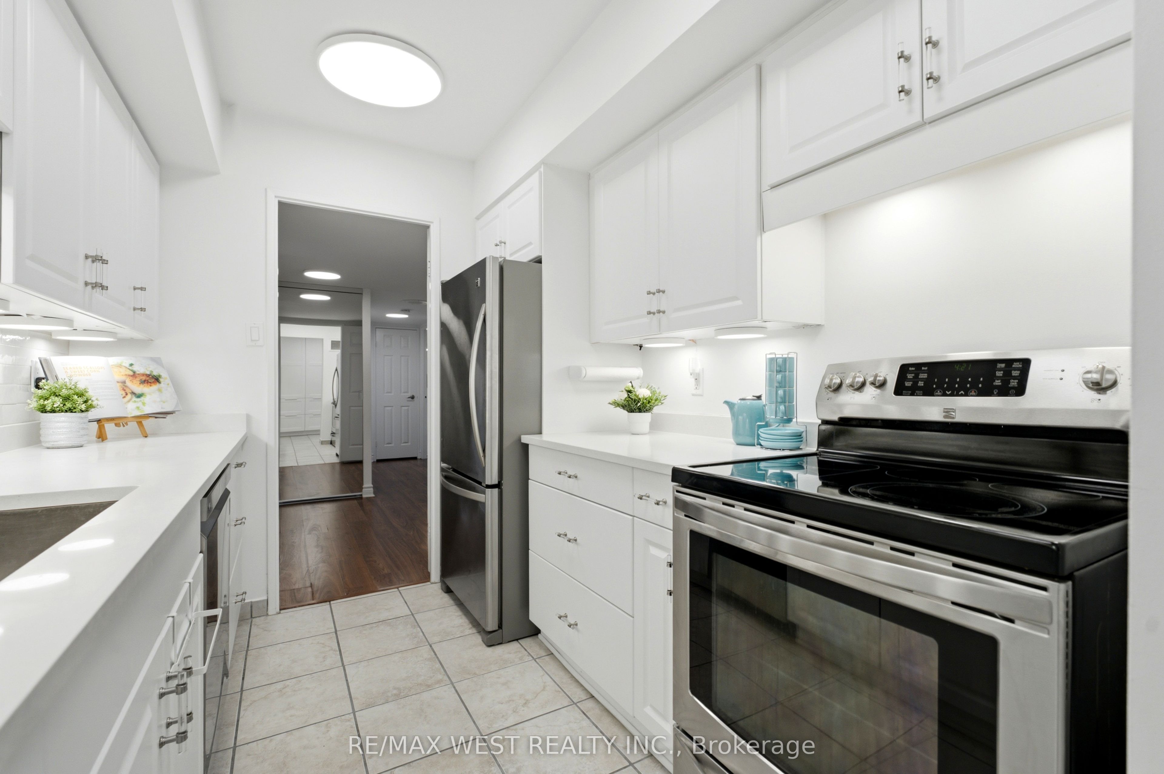 1300 Bloor Street 504 Property Photo 10