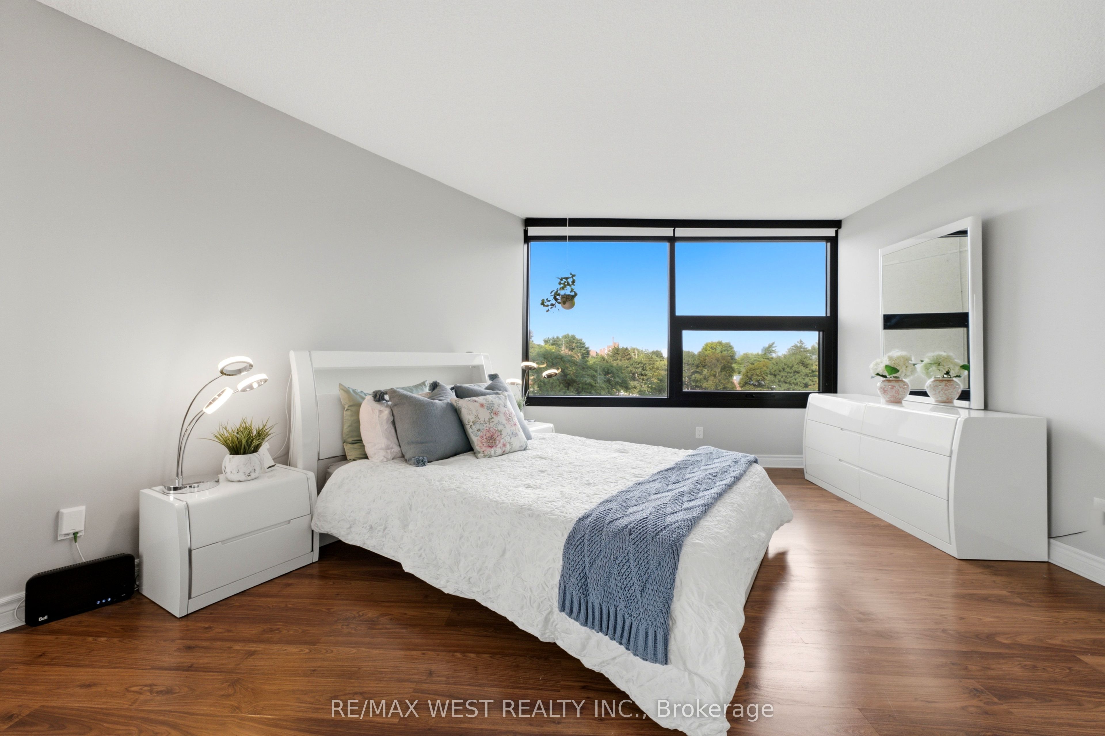 1300 Bloor Street 504 Property Photo 11