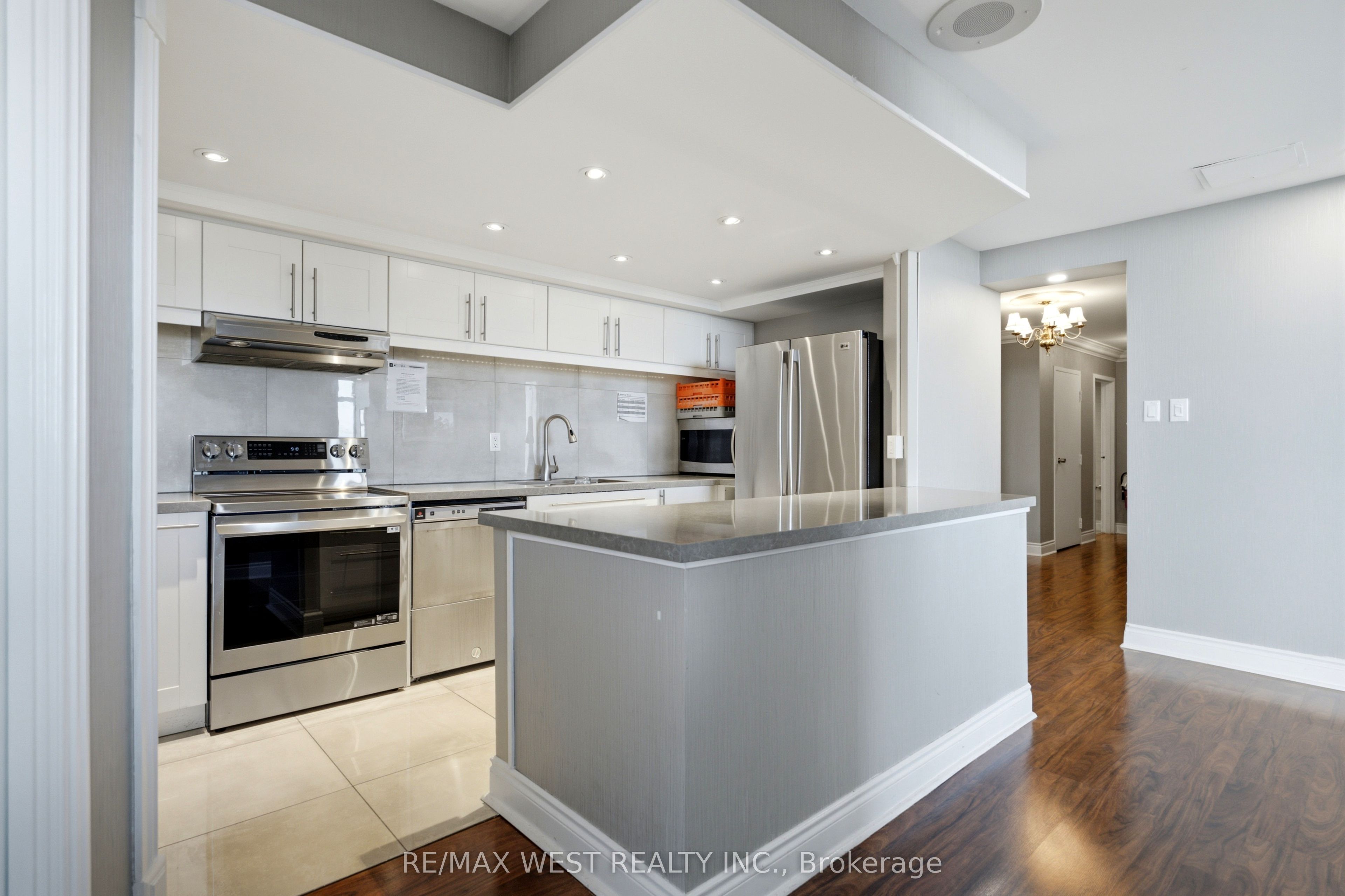 1300 Bloor Street 504 Property Photo 17