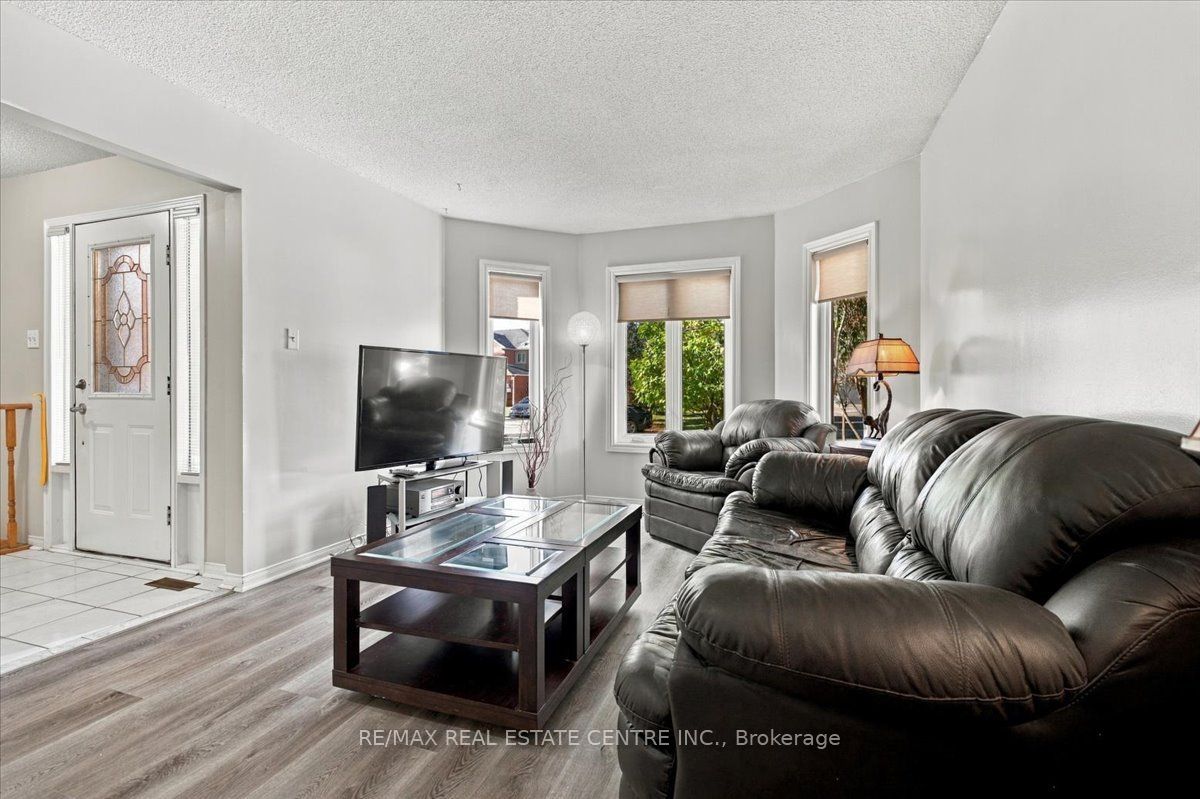 22 Birchway Place Property Photo 9