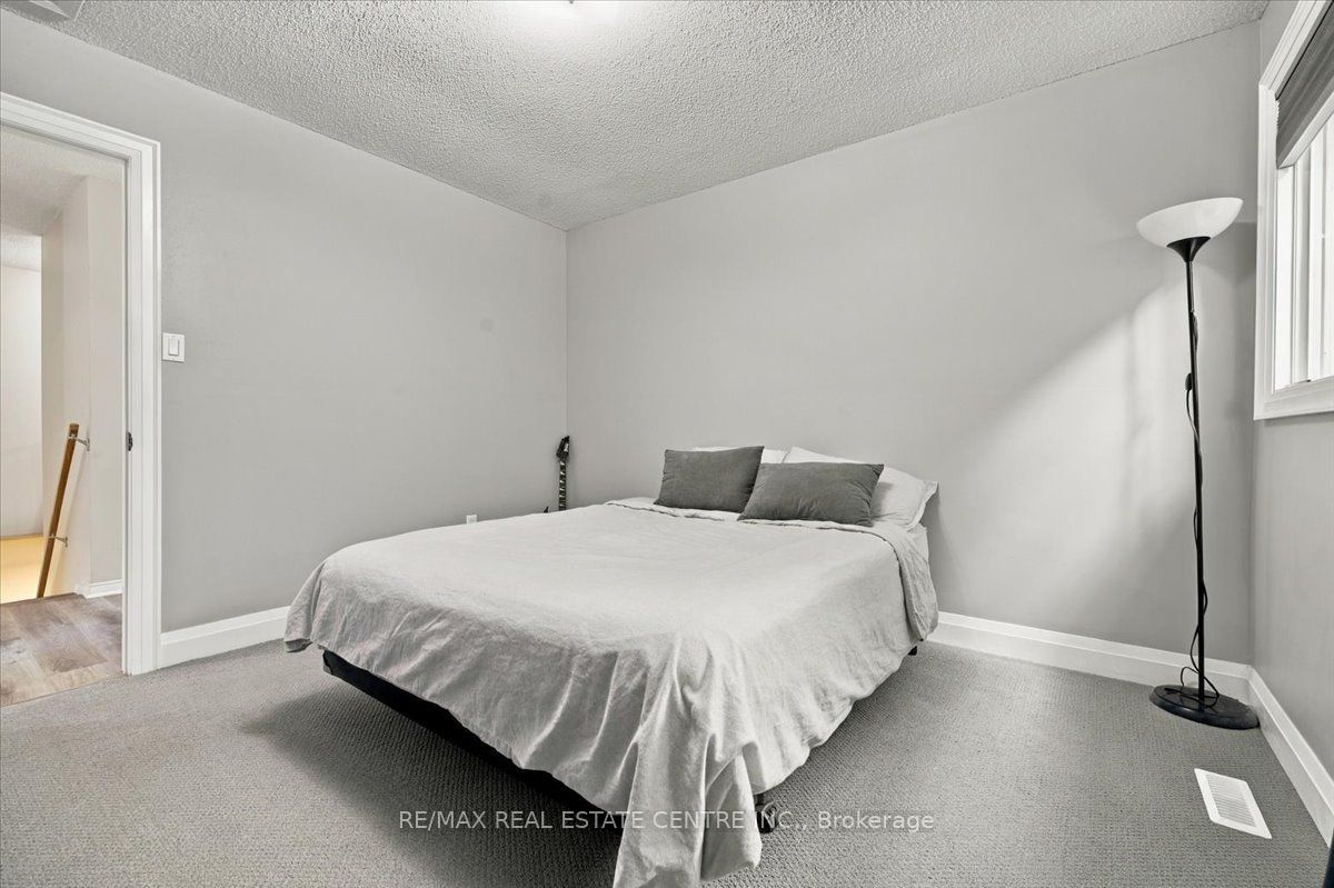 22 Birchway Place Property Photo 23