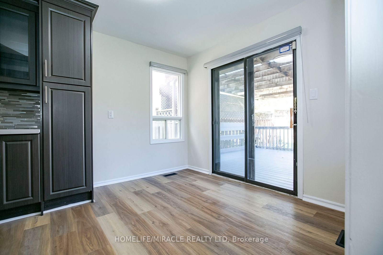 33 Adam Street Property Photo 13