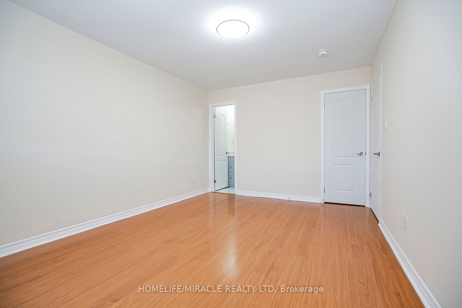 33 Adam Street Property Photo 23