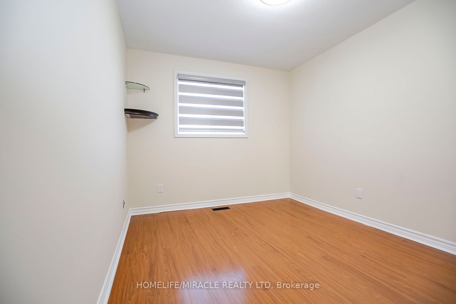 33 Adam Street Property Photo 30