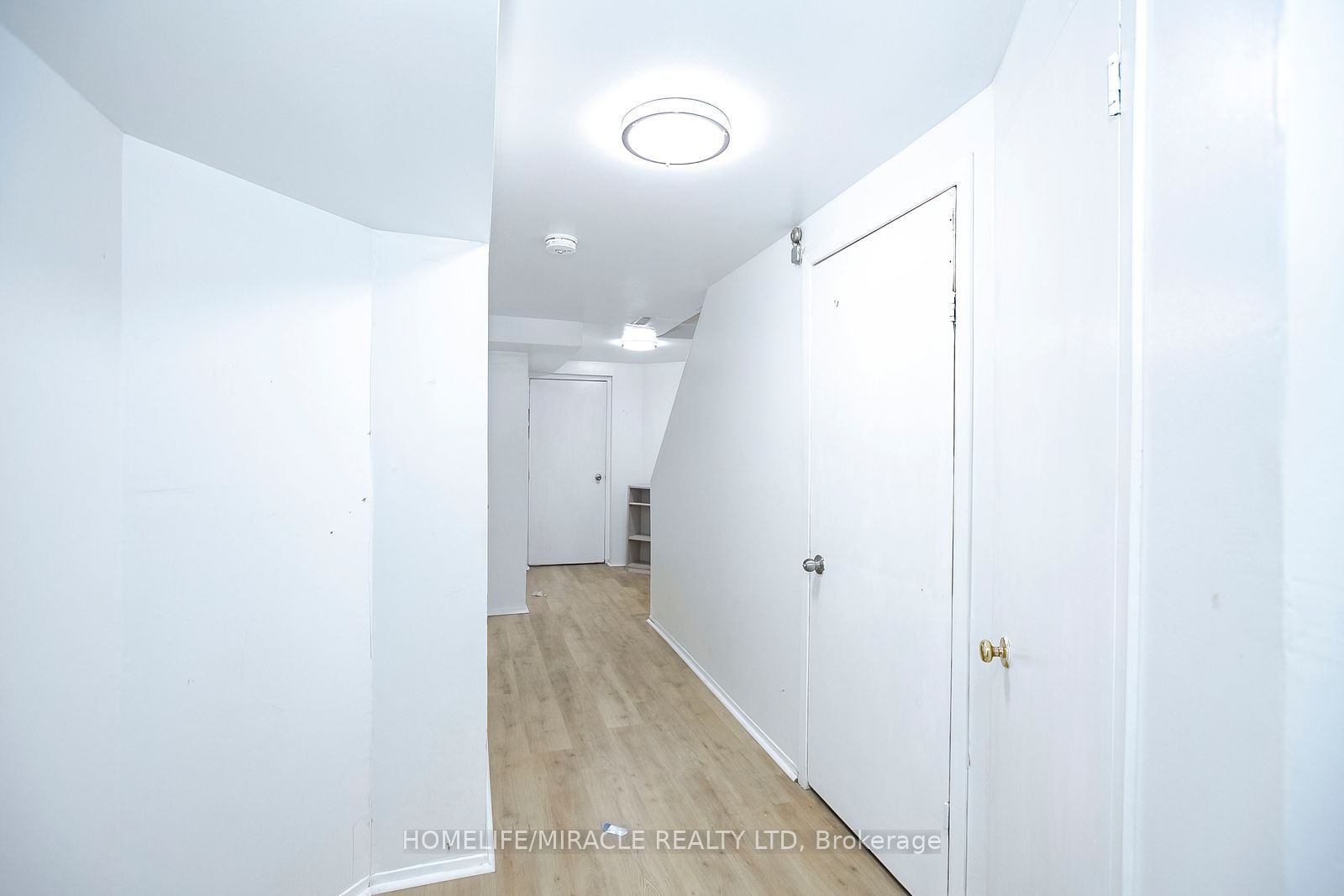 33 Adam Street Property Photo 46
