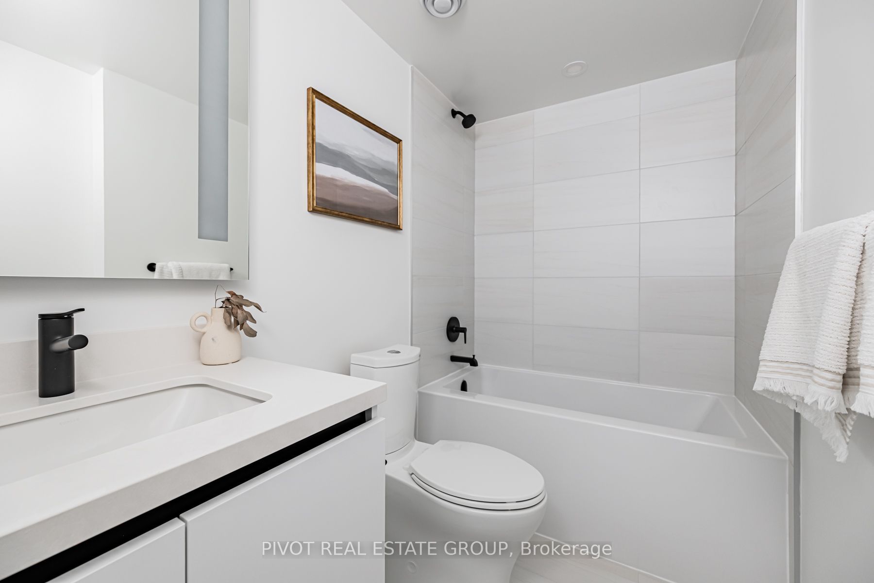 4023 The Exchange 1802 Property Photo 38