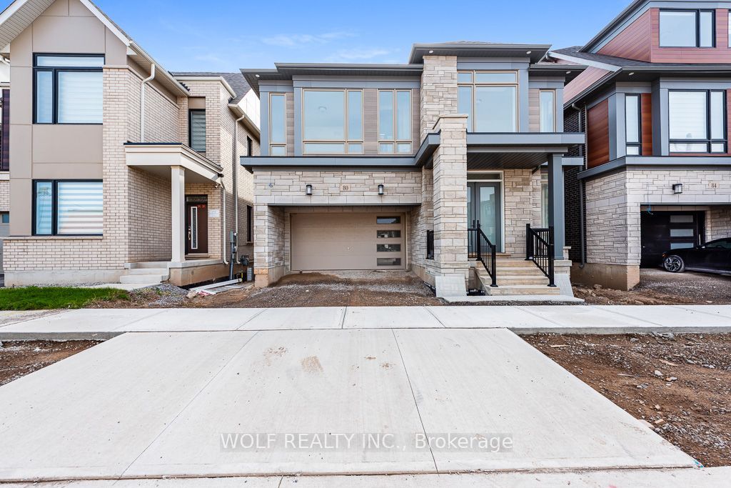 80 Jack Bowerbank Boulevard Property Photo 1