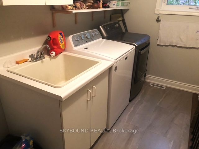 4833 Wild Rose Street Basement Apartment Property Photo 11