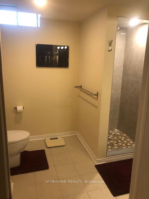 4833 Wild Rose Street Basement Apartment Property Photo 12