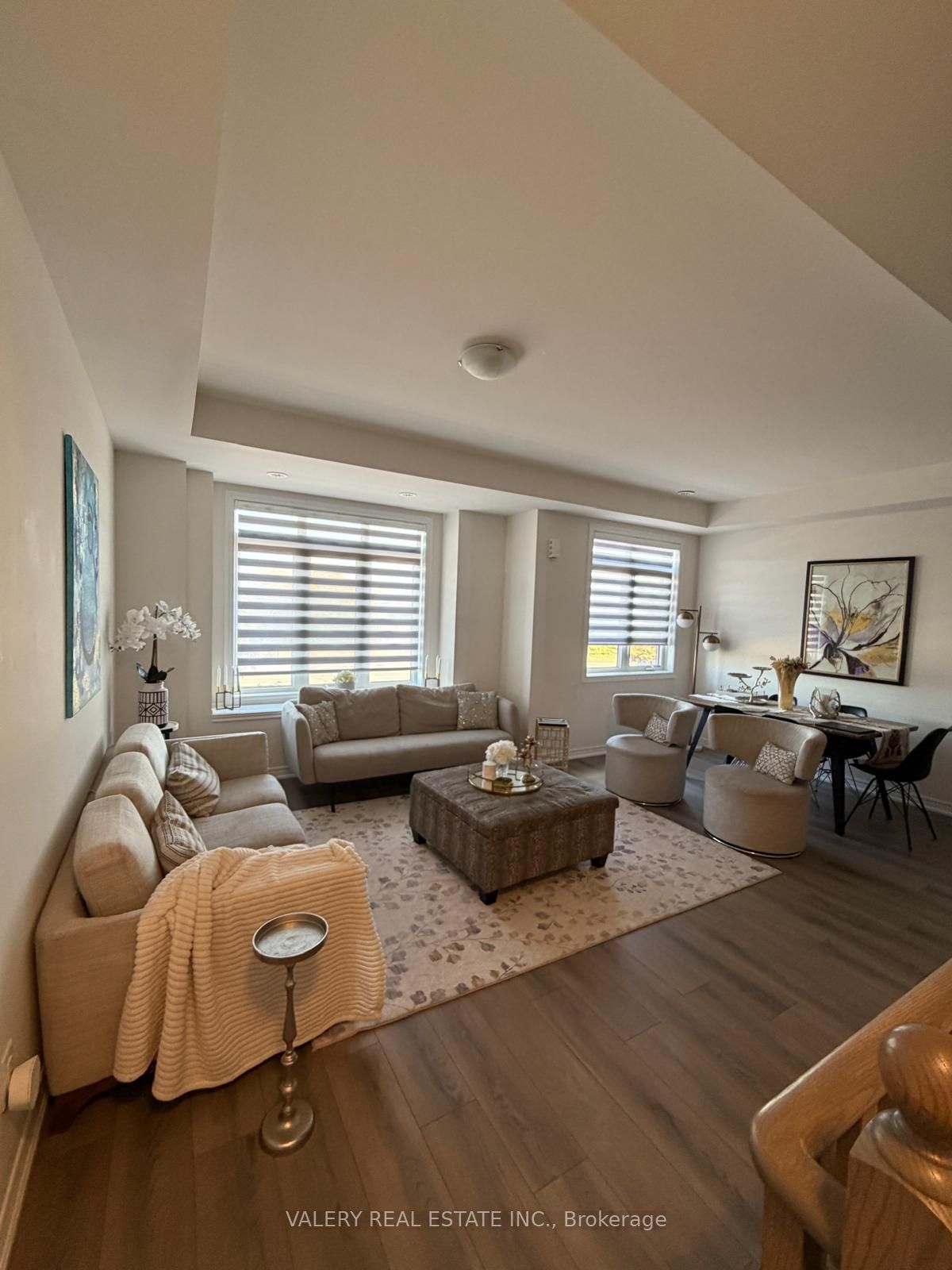 517 Dundas Street E Property Photo 1
