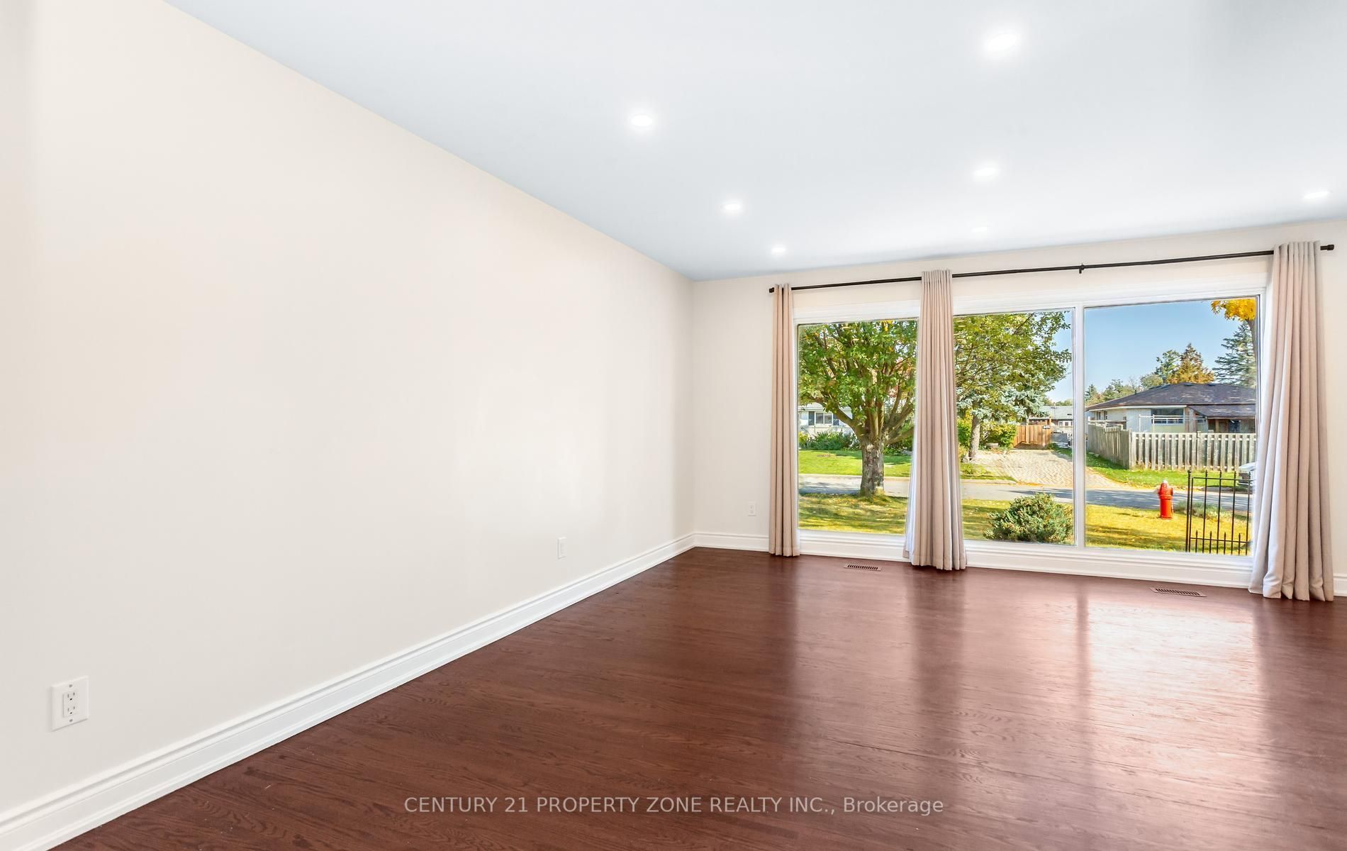 55 Brentwood Drive Property Photo 6