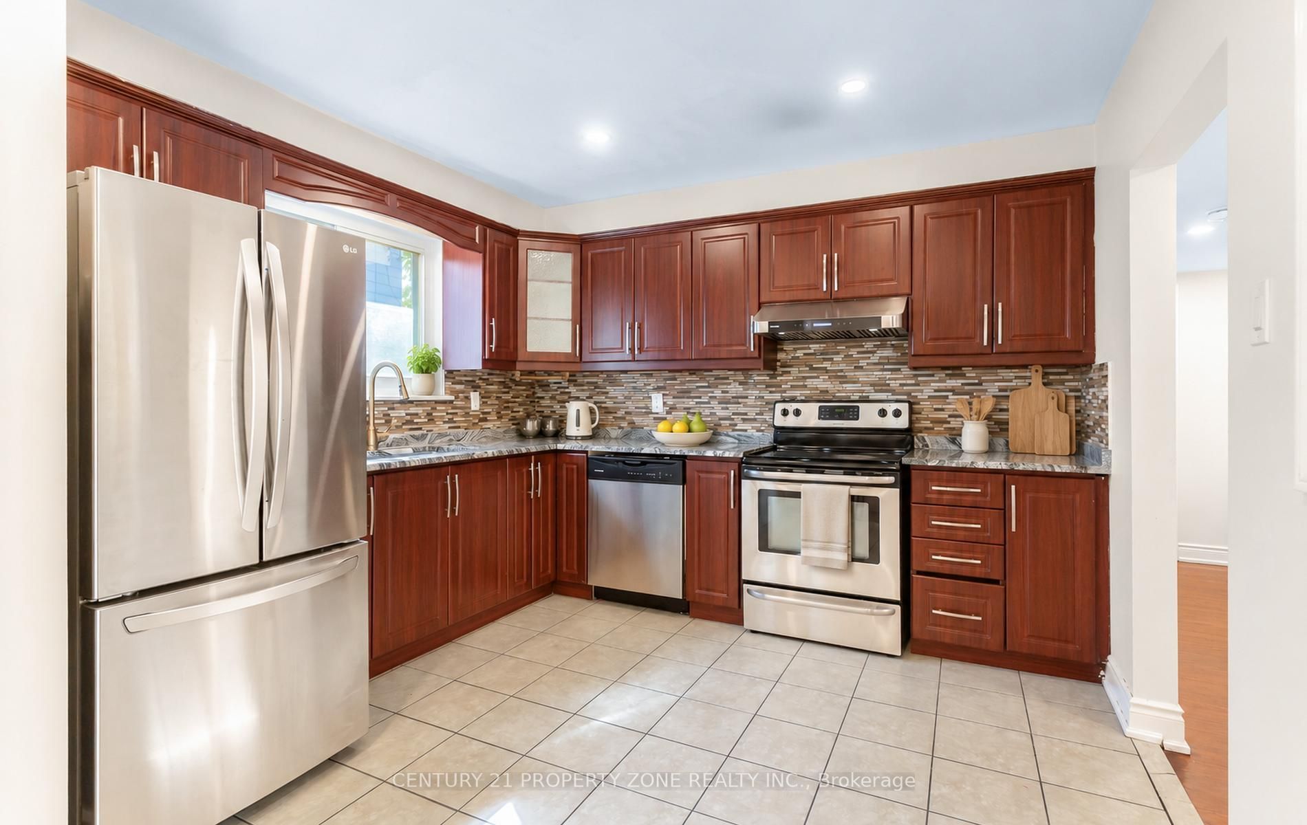55 Brentwood Drive Property Photo 11